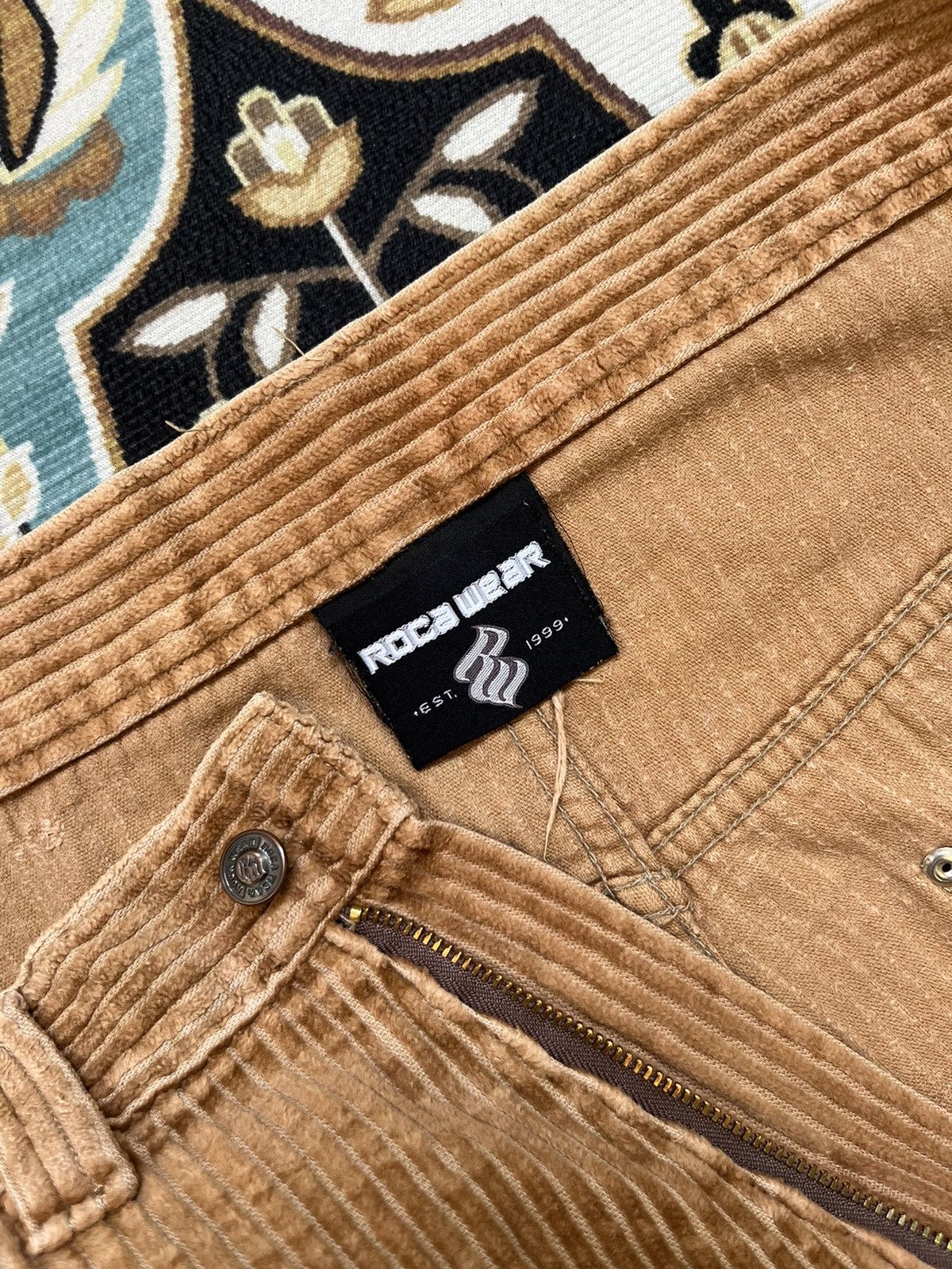 Other × Rocawear × Vintage Rocawear double knee corduroy Size US 35 - 5 Thumbnail