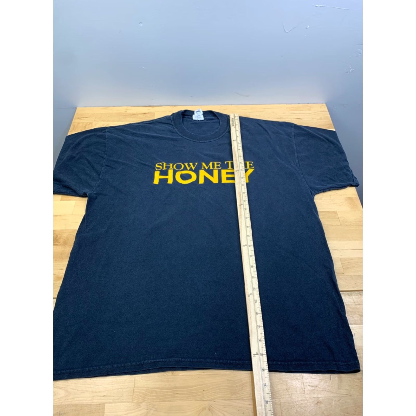 Jerzees VINTAGE American Honey Show me the Honey Promo Shirt mens XL Black11767 Size US XL / EU 56 / 4 - 4 Thumbnail