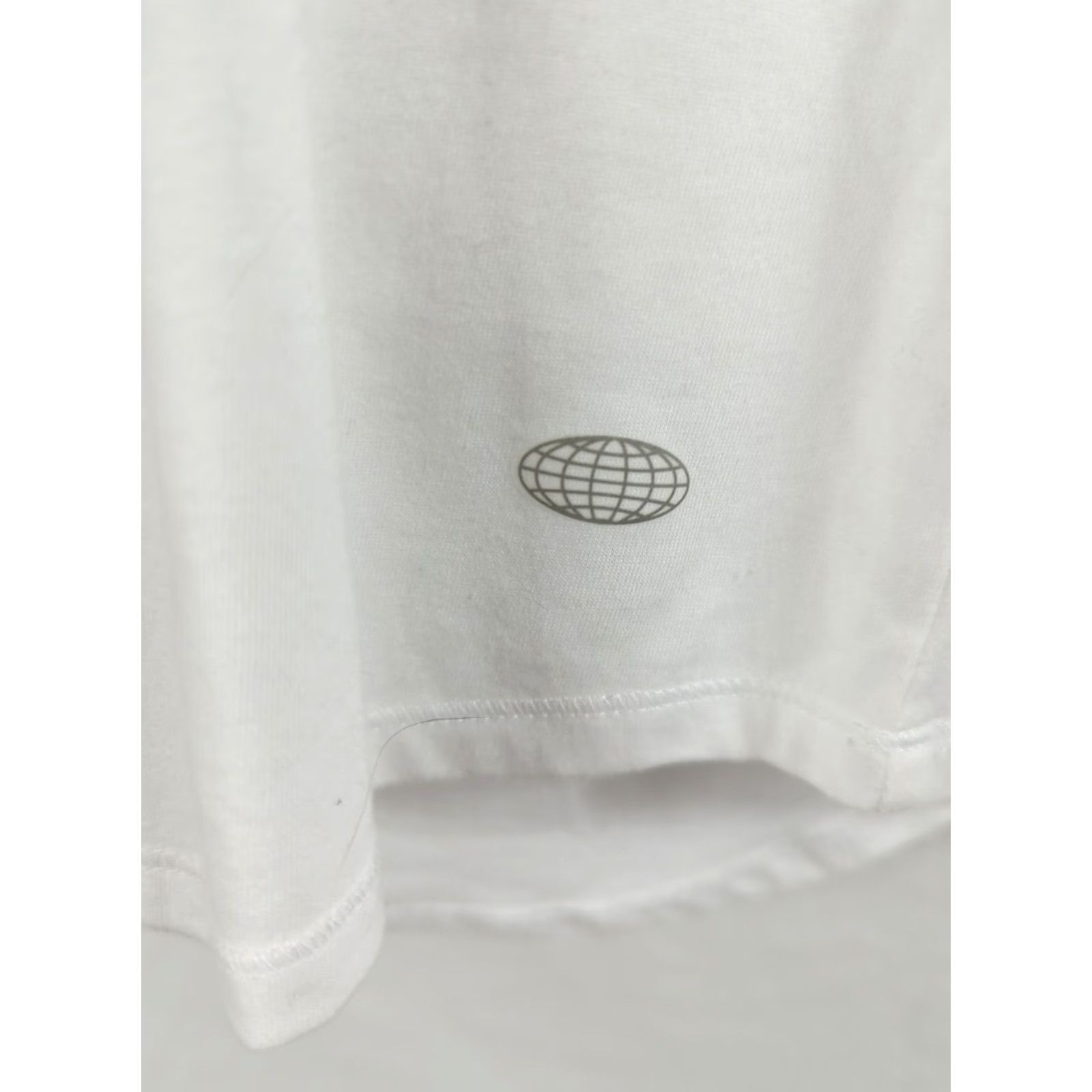 Vintage Reel Legends Women's Short Sleeve T-Shirt Turtle Design White M Beach Wild and Free Casual Summer Size 32" / US 10 / IT 46 - 4 Thumbnail