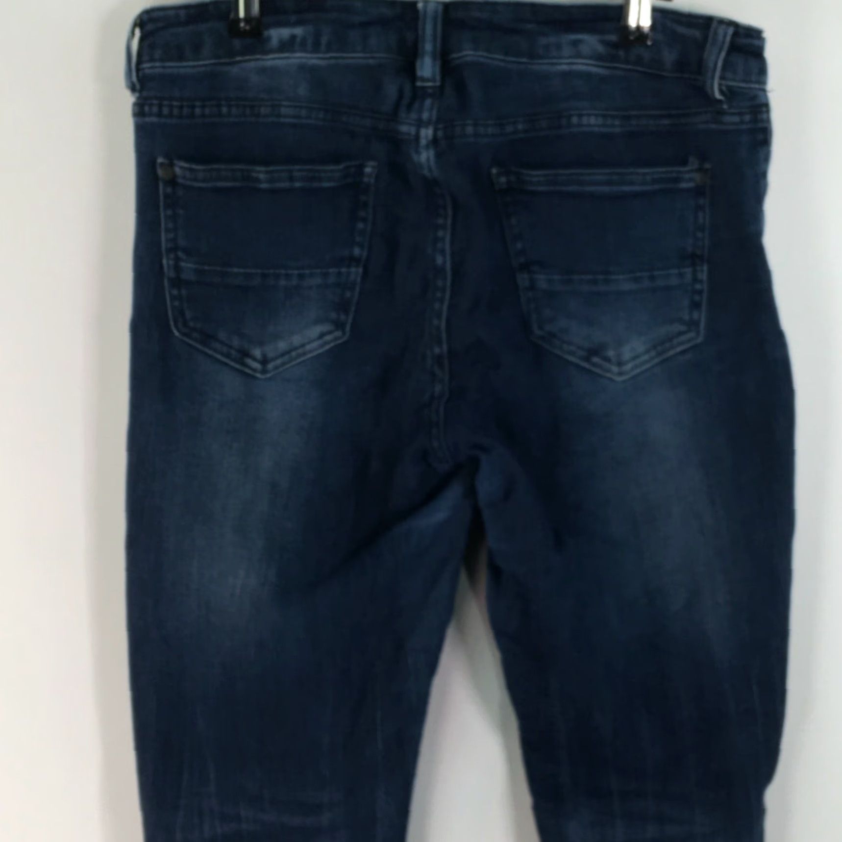 Vintage Refuge Jeans Women Distressed Regular Fit Flat Front Straight Leg Blue Size 8 32" Waist 30" Inseam Size 30" / US 8 / IT 44 - 5 Thumbnail