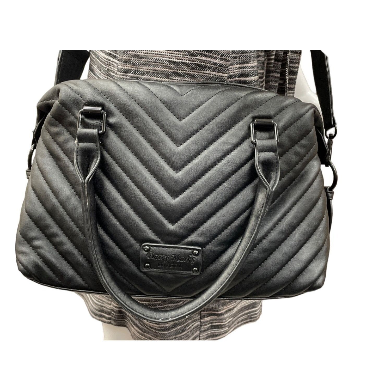 Other Darcy Marks Women's Black Quilted Crossbody Handbag Purse SK Size ONE SIZE - 1 Thumbnail