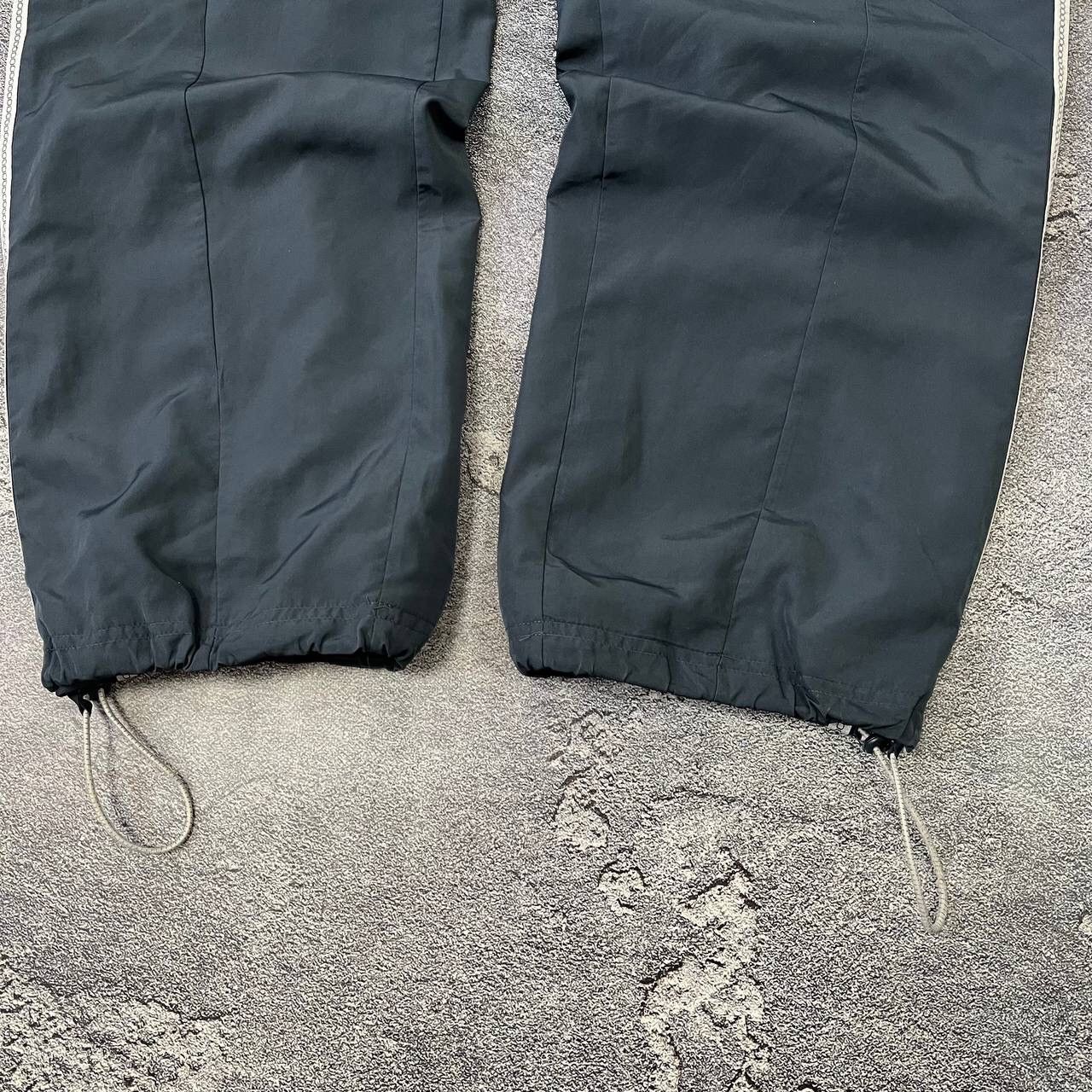 Adidas Vintage Y2K Baggy Adidas Track Pants Parashute Size XL Size US 36 / EU 52 - 17 Thumbnail