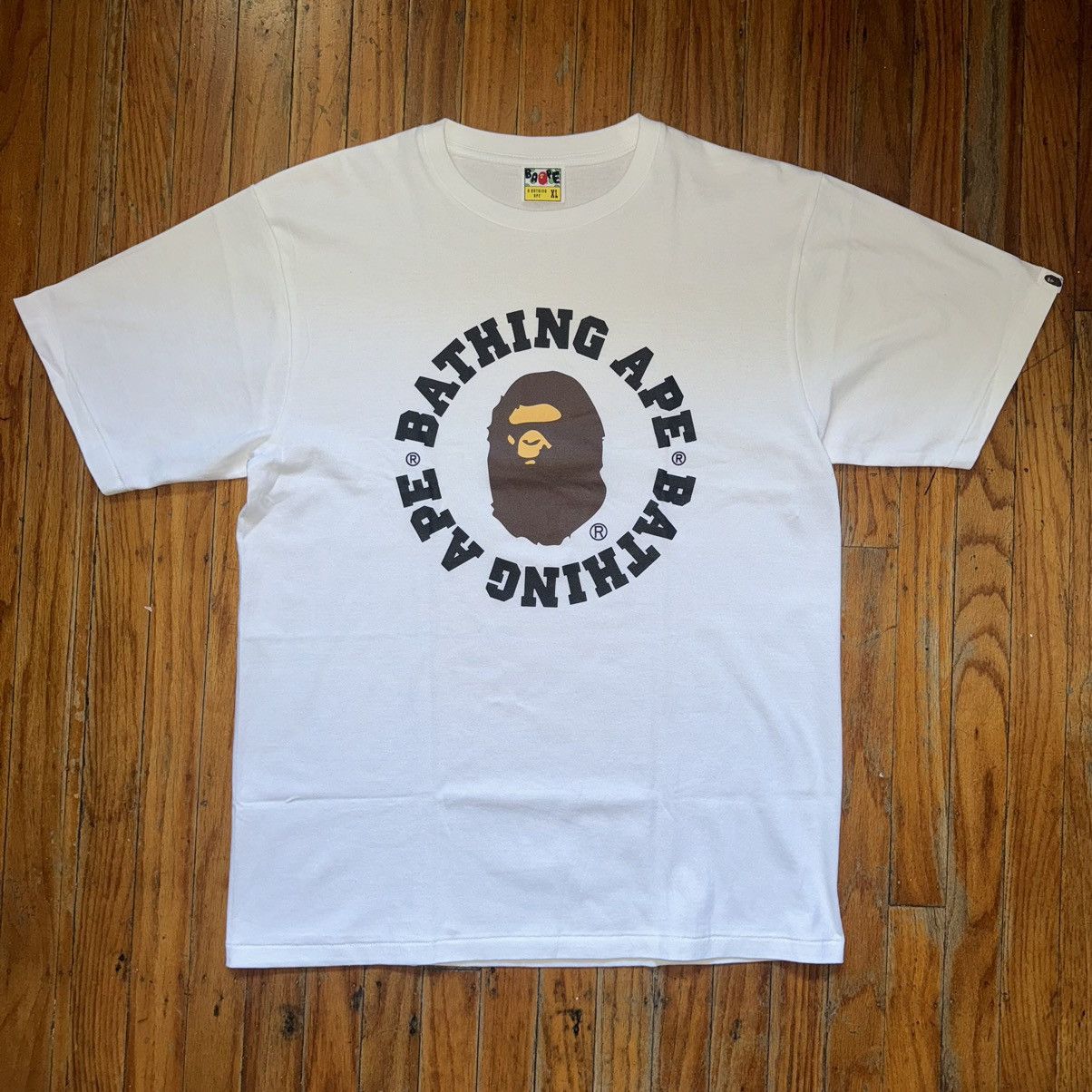 Bape BIG APE HEAD TEE WHITE/BROWN Size US XL / EU 56 / 4 - 1 Thumbnail