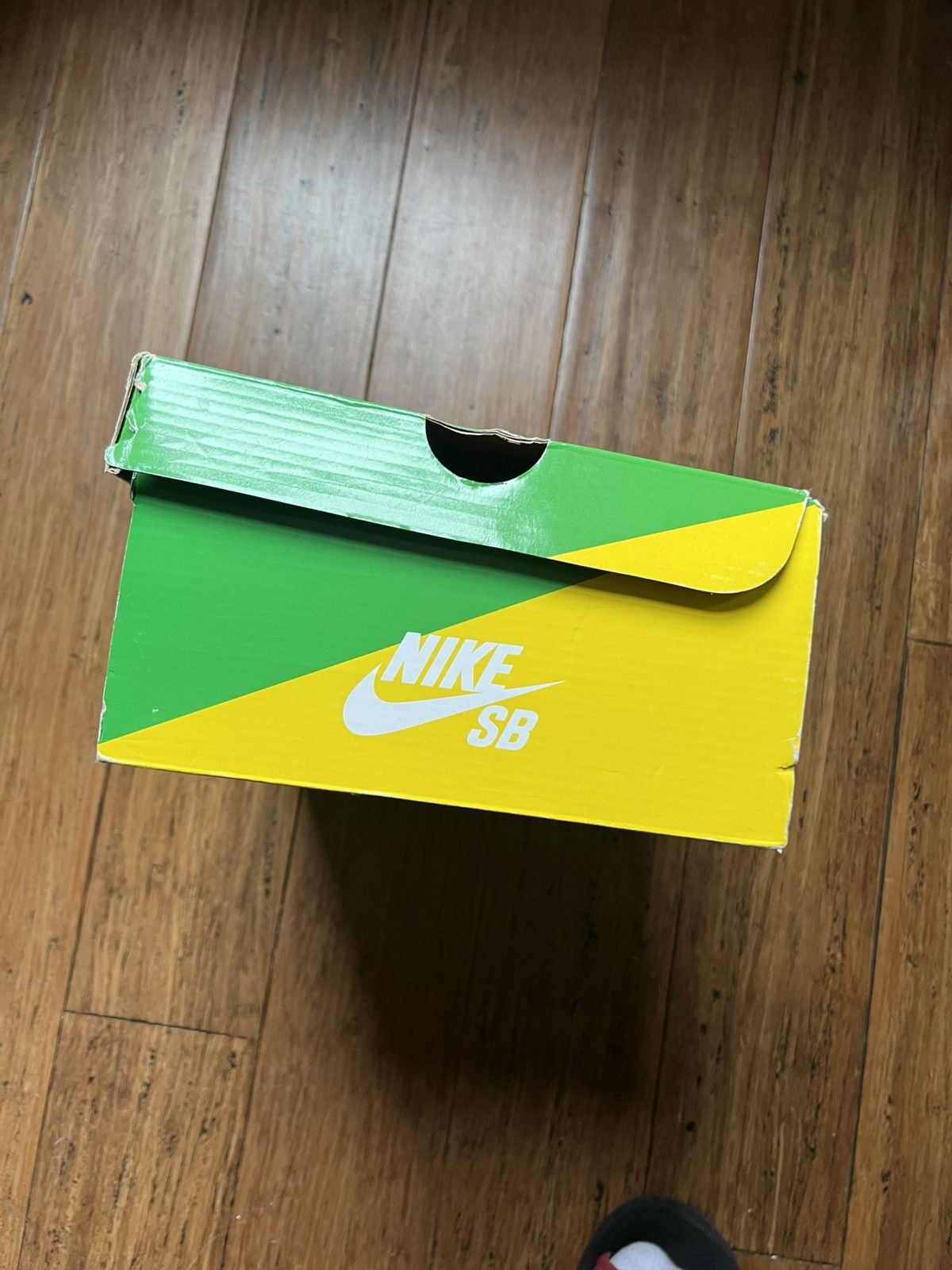 Nike × Travis Scott Travis Scott x Nike SB Dunk Low Size US 9.5 / EU 42-43 - 14 Thumbnail