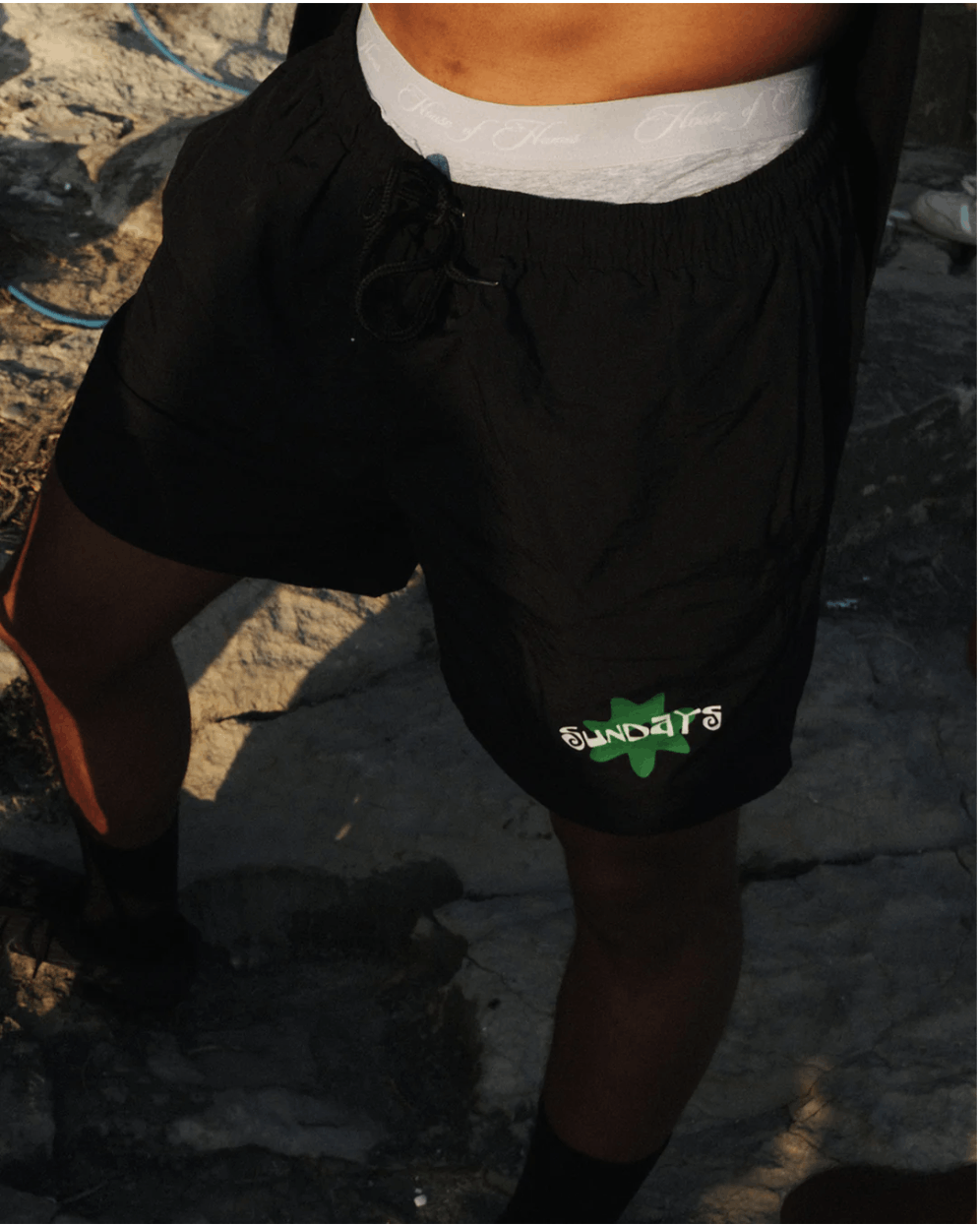 Other × Ronning sundays.xyz flower short black Size US 30 / EU 46 - 2 Thumbnail