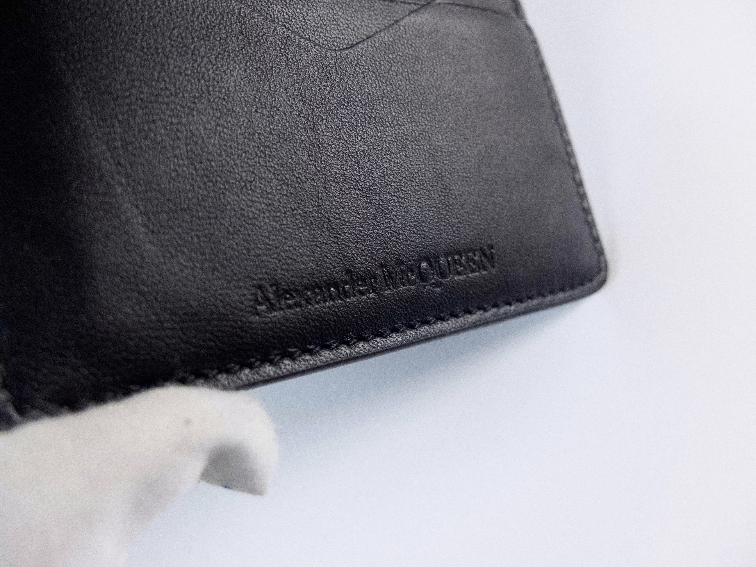Alexander McQueen ALEXANDER MCQUEEN black rib cage design leather card holder Size ONE SIZE - 3 Thumbnail