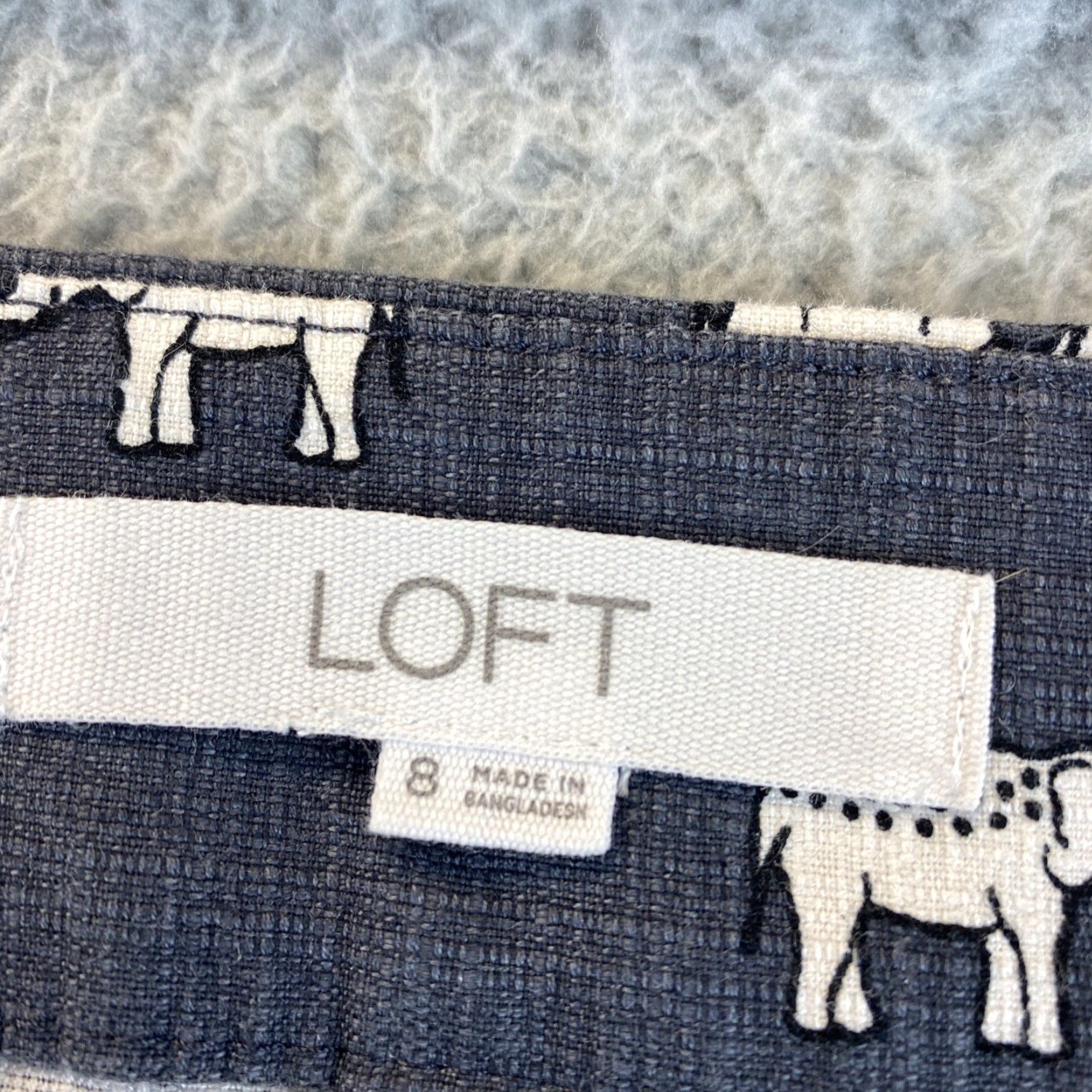 Loft LOFT ANN TAYLOR WOMEN'S SHORTS SIZE 8 BLUE FLAT FRONT CHINO SHORTS / 84-57 Size 34" / US 12 / IT 48 - 5 Thumbnail