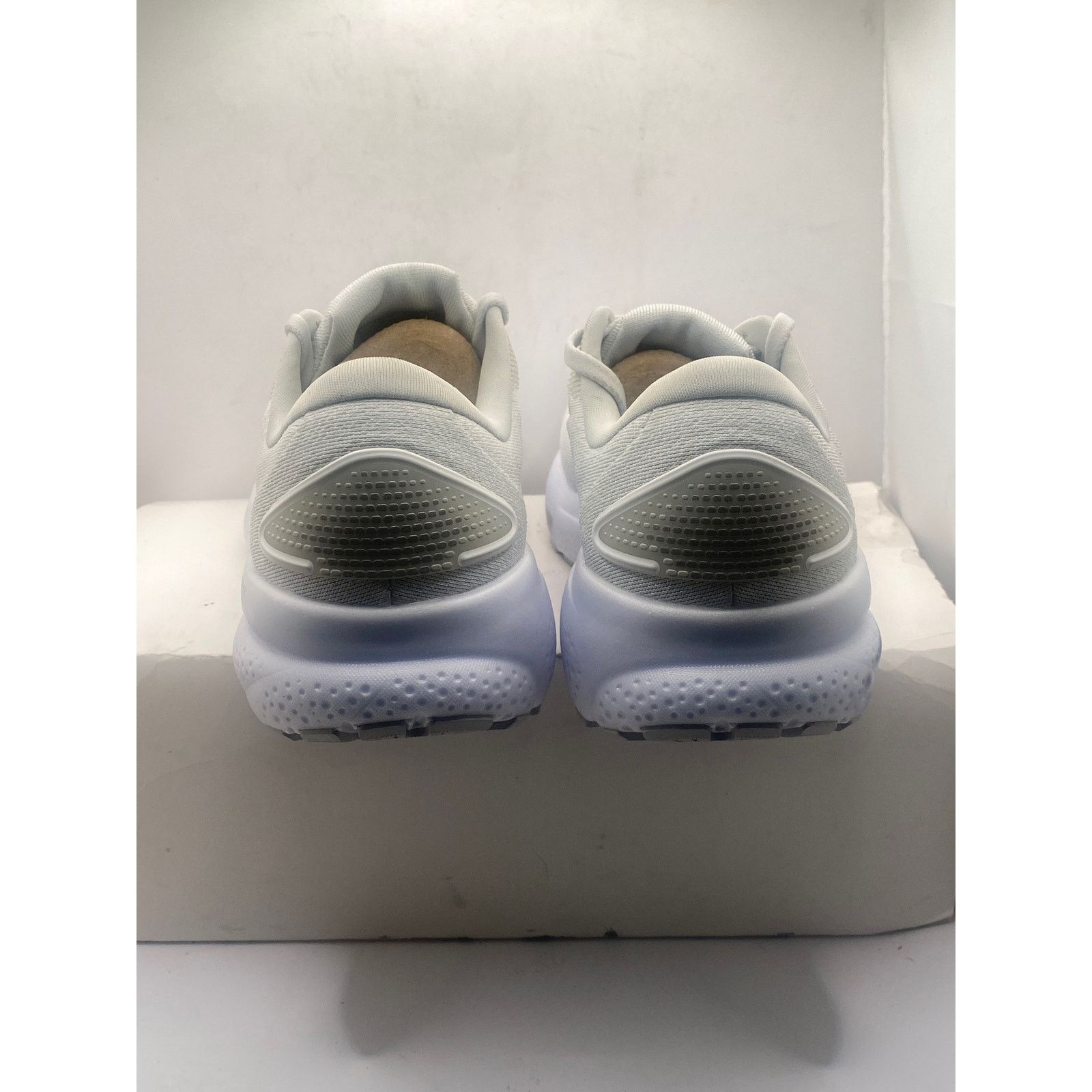 Brooks Women's Brooks Ghost 16 1204071B151 White Size US10/EU 42 Size US 10 / IT 40 - 4 Thumbnail