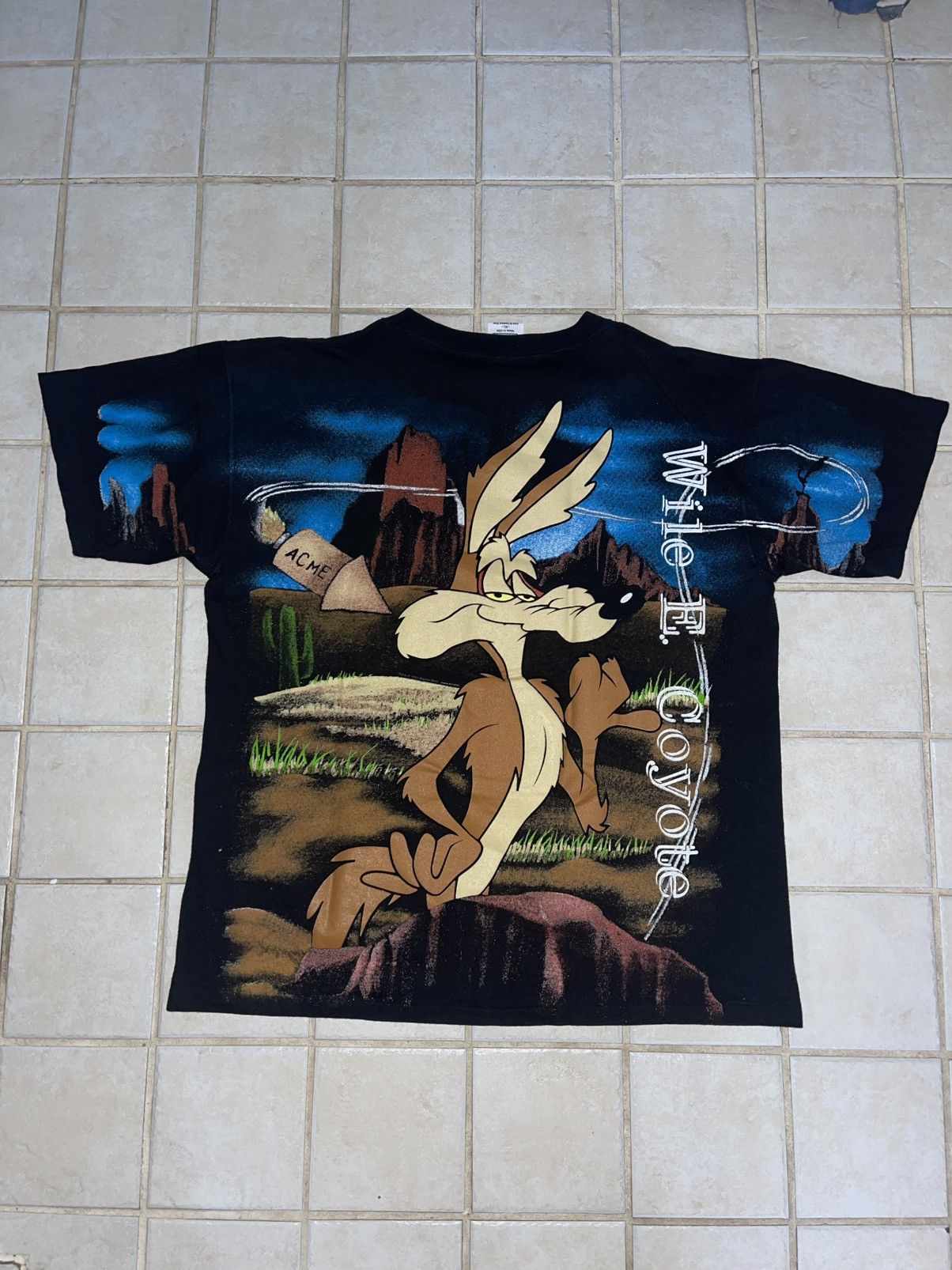 Other Wild Oats RARE Wile E. Coyote 1993 AOP Single Stitch Size US XL / EU 56 / 4 - 2 Thumbnail
