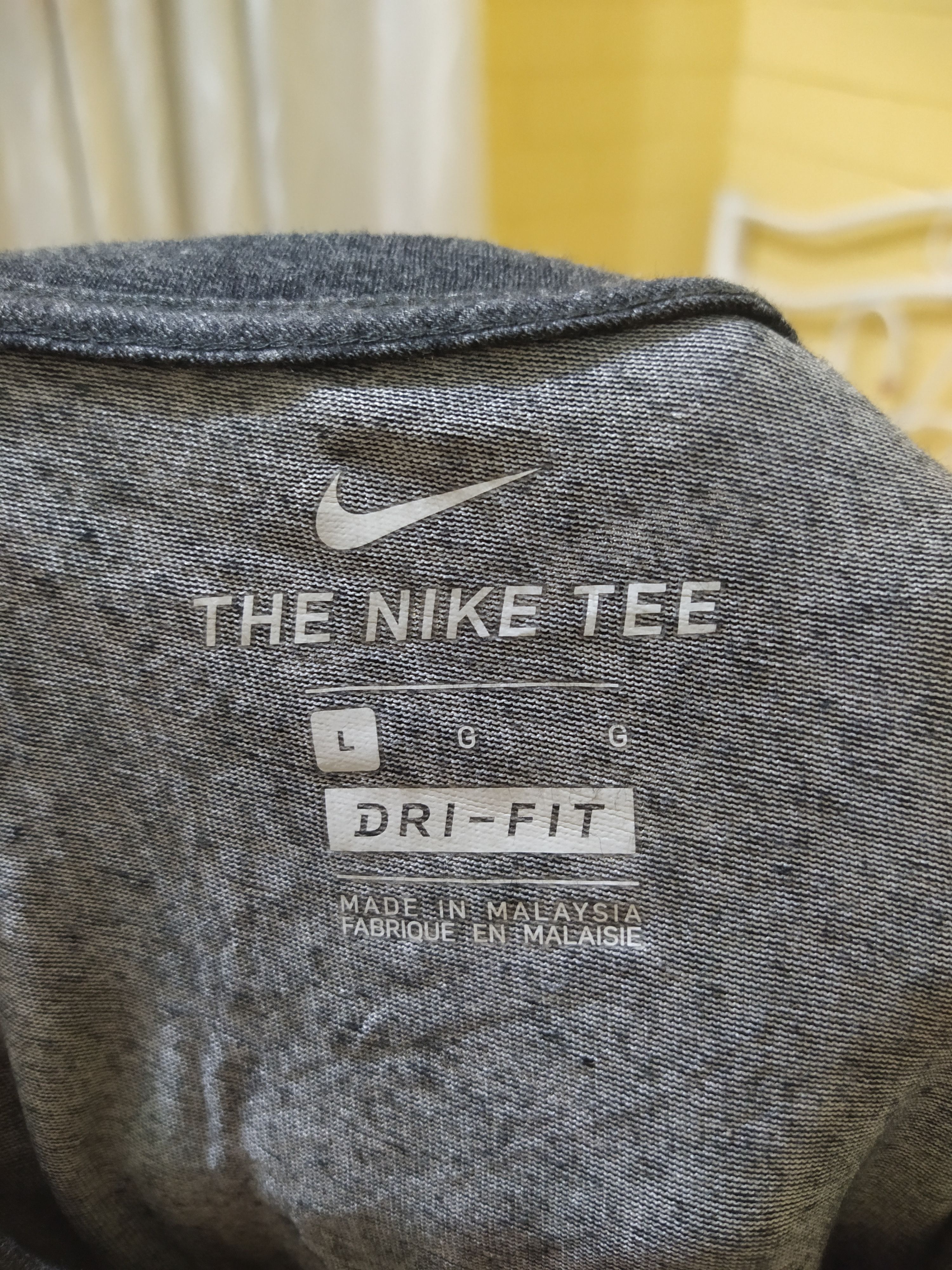 Nike Nike Tee Dri- fit TShirt Made in Malaysian Size US L / EU 52-54 / 3 - 4 Thumbnail