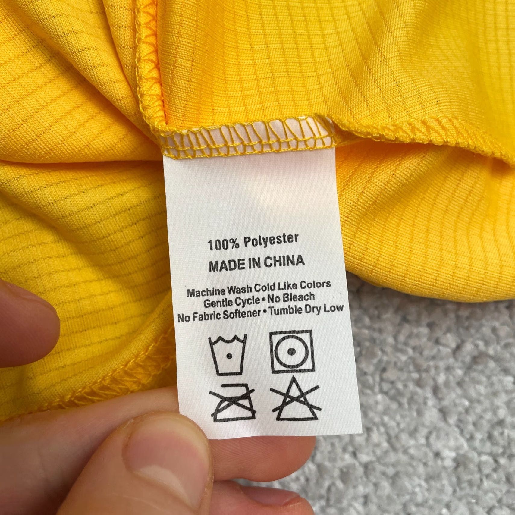 Jordan Brand Leslie Jordan T-Shirt Womens 2XL V-Neck Yellow Graphic Print Long Sleeve Outdoor Tee, Casual, Travel, Regular Fit, Polyester, Breathable, Lightweight Size XXL / US 16-18 / IT 52-54 - 7 Thumbnail