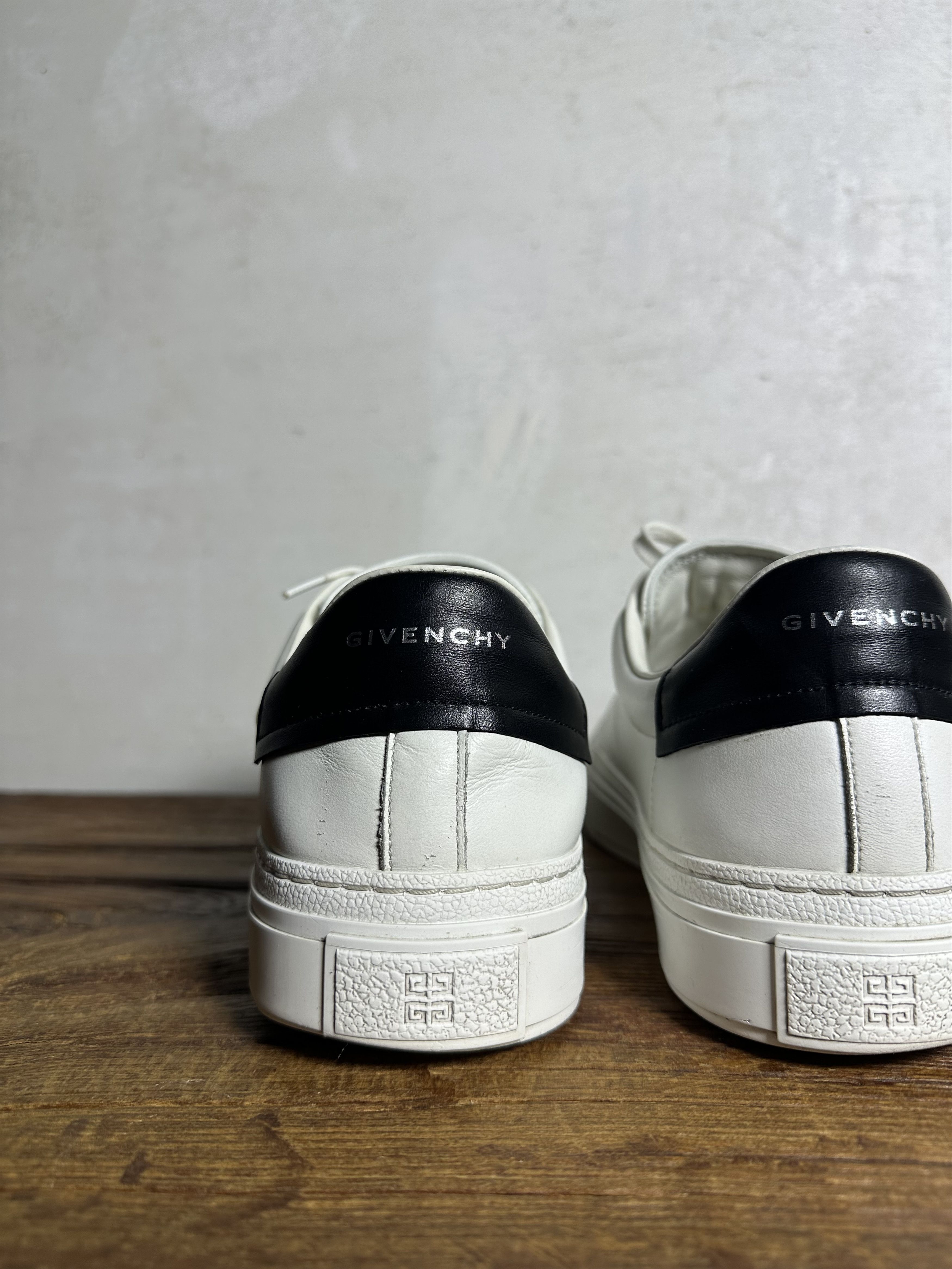 Givenchy Givenchy City Sport White Sneakers Size US 10 / EU 43 - 4 Thumbnail