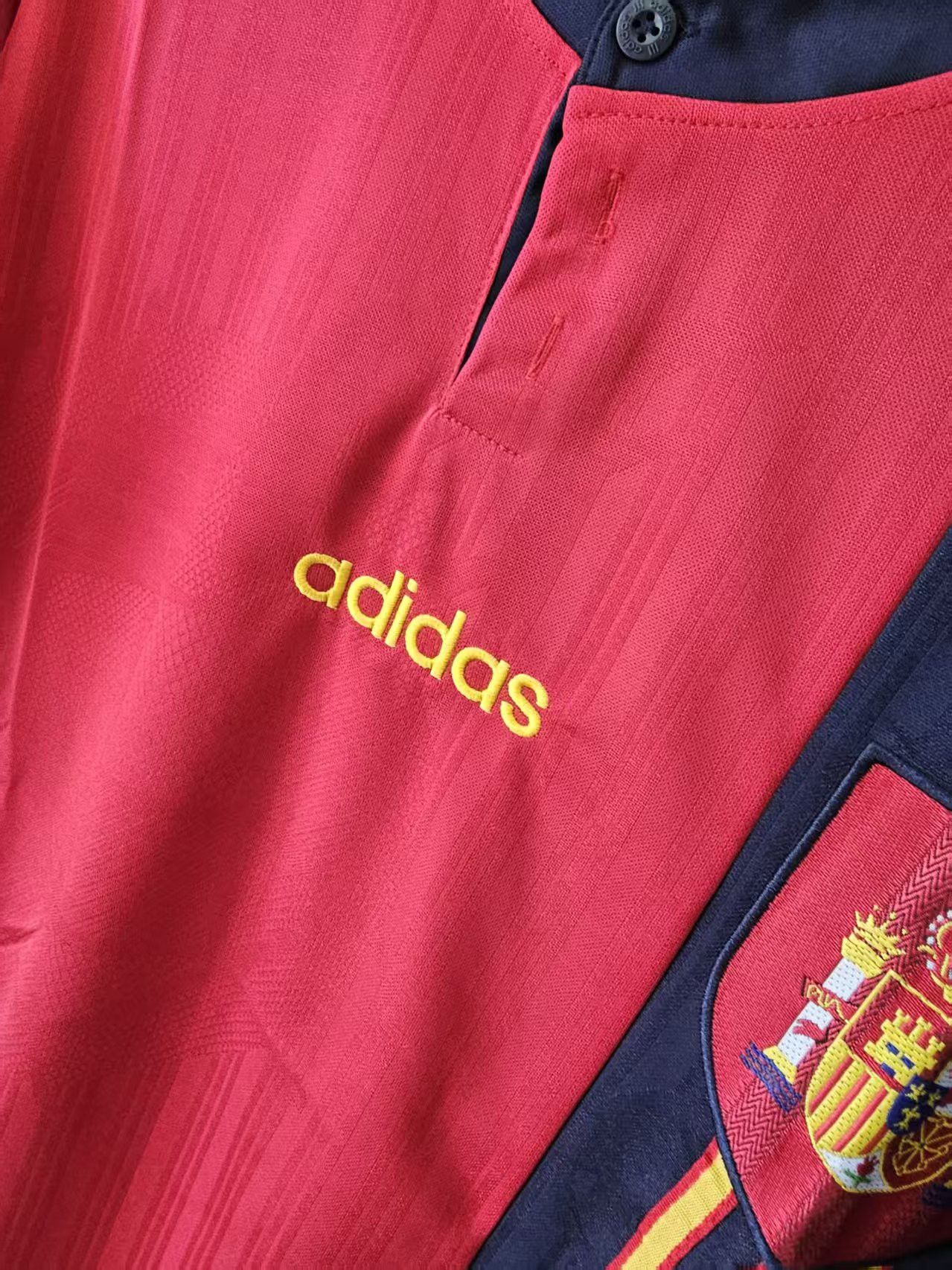 Other 1996 Spain Football Jersey Size US M / EU 48-50 / 2 - 3 Thumbnail