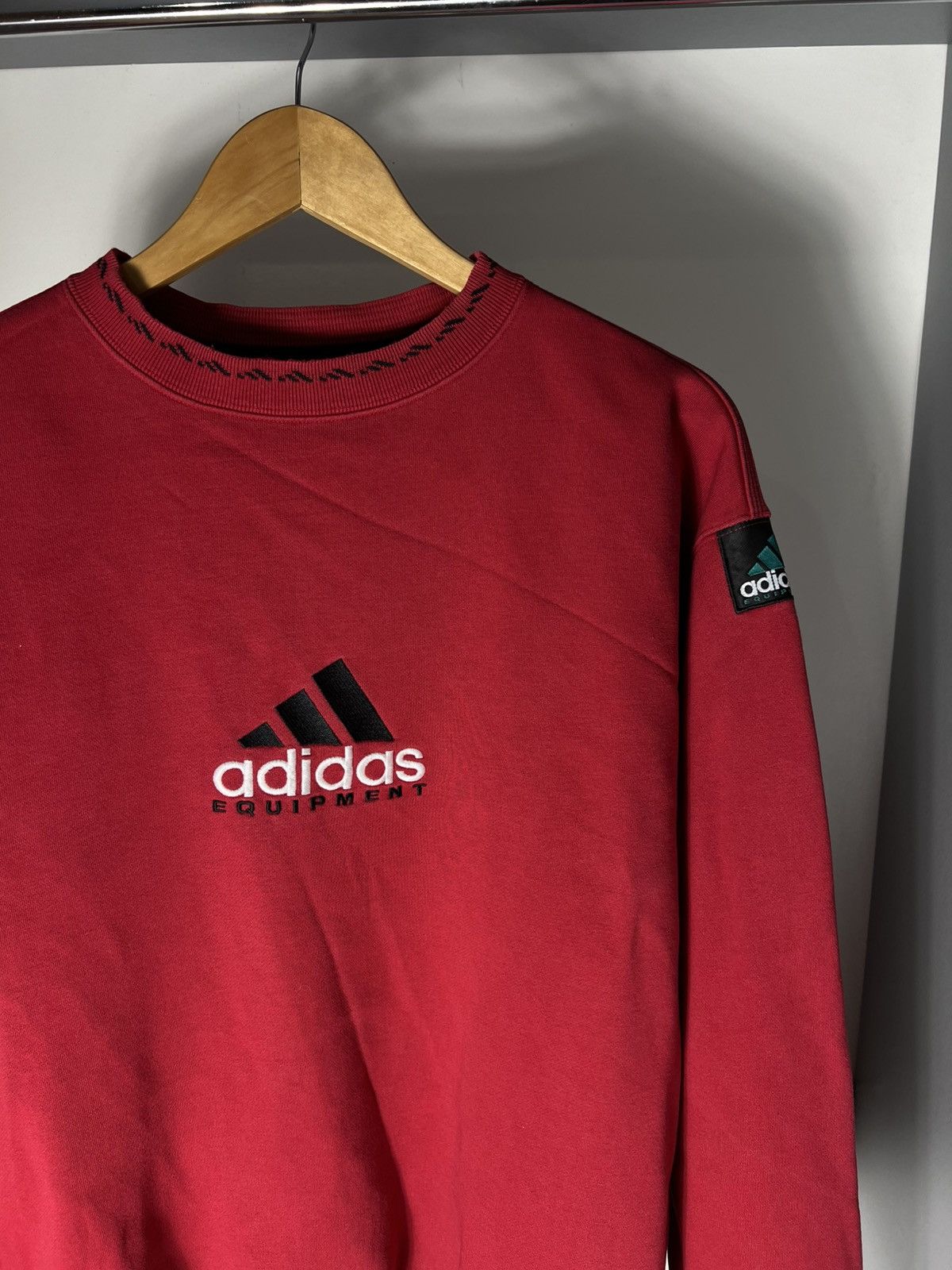 Adidas VINTAGE ADIDAS ORIGINAL EQUIPMENT RETRO SWEATSHIRT Y2K 90s Size US L / EU 52-54 / 3 - 12 Thumbnail