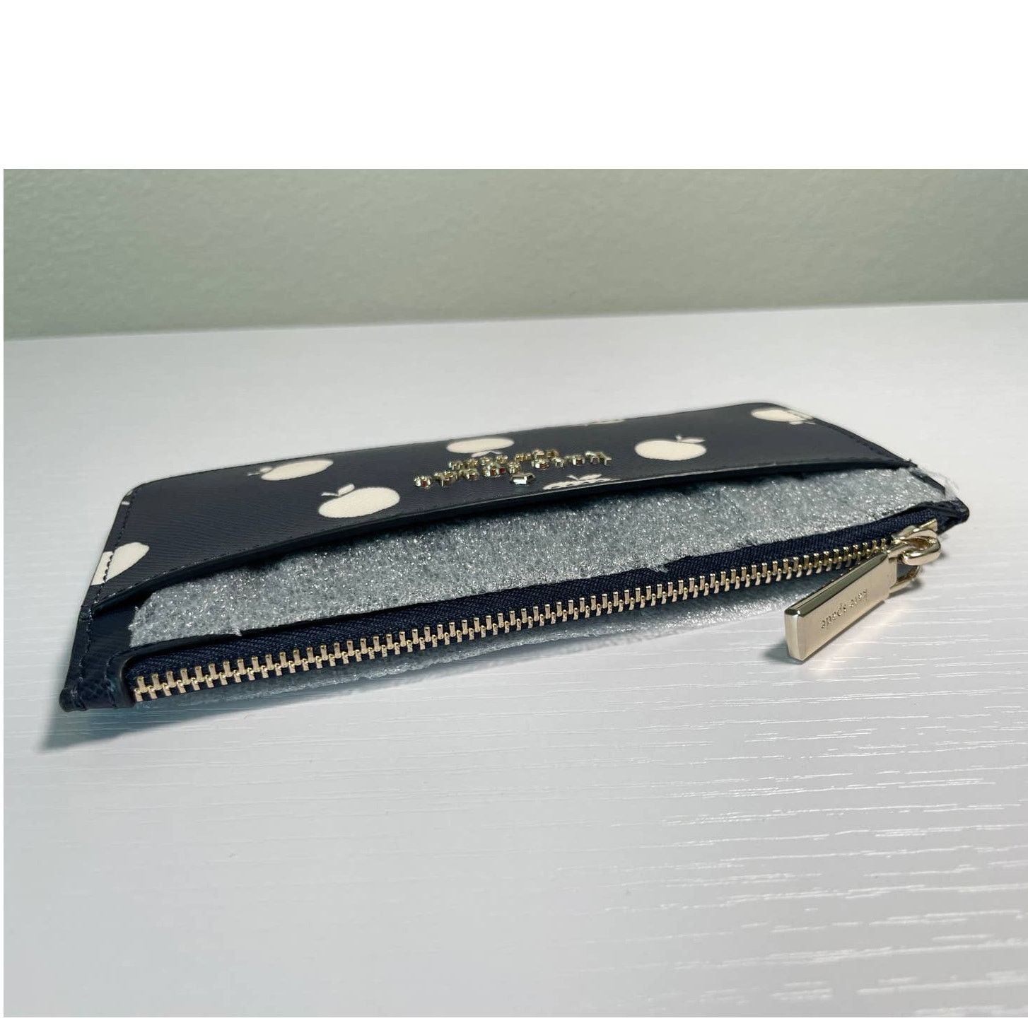 Kate Spade Kate Spade Large Slim Card Holder Orchard Toss Apple Size ONE SIZE - 3 Thumbnail