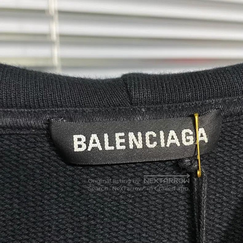 Balenciaga Balenciaga Hooded Sweatshirt with Rainbow Buckwheat Embroi Size US M / EU 48-50 / 2 - 7 Thumbnail