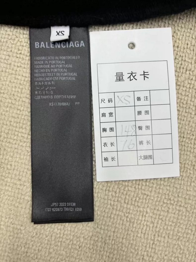 Balenciaga Balenciaga Graffiti Splash Ink Double B Print Old Destruct Size US XS / EU 42 / 0 - 5 Thumbnail