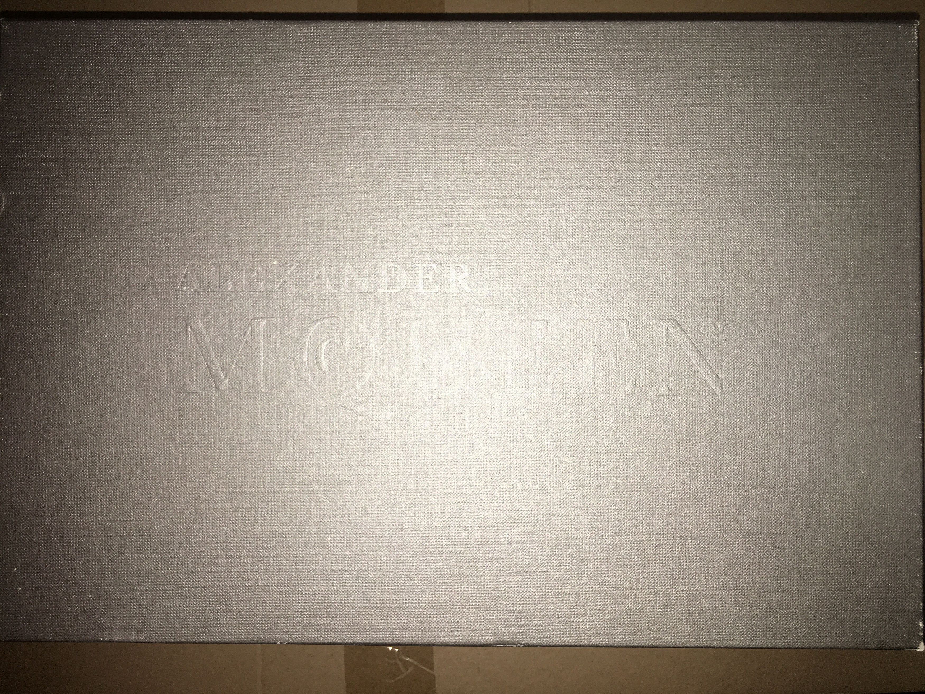 Alexander McQueen Alexander McQueen Zippered Lug Boots St. Moritz Outsole Size US 9 / EU 42 - 2 Thumbnail
