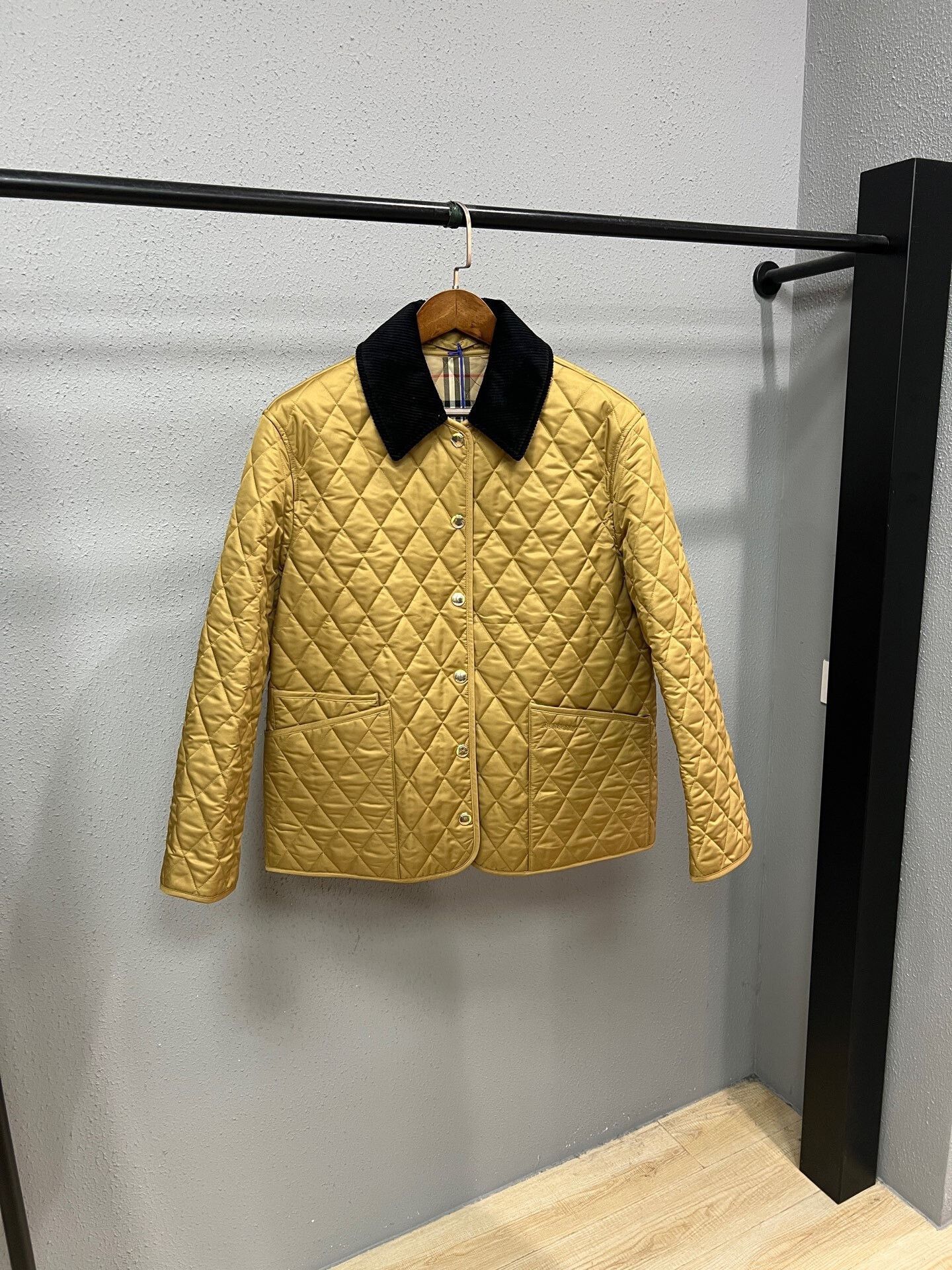 Burberry Burberry Gold Quilted Cotton Jacket Size L / US 10 / IT 46 - 1 Thumbnail