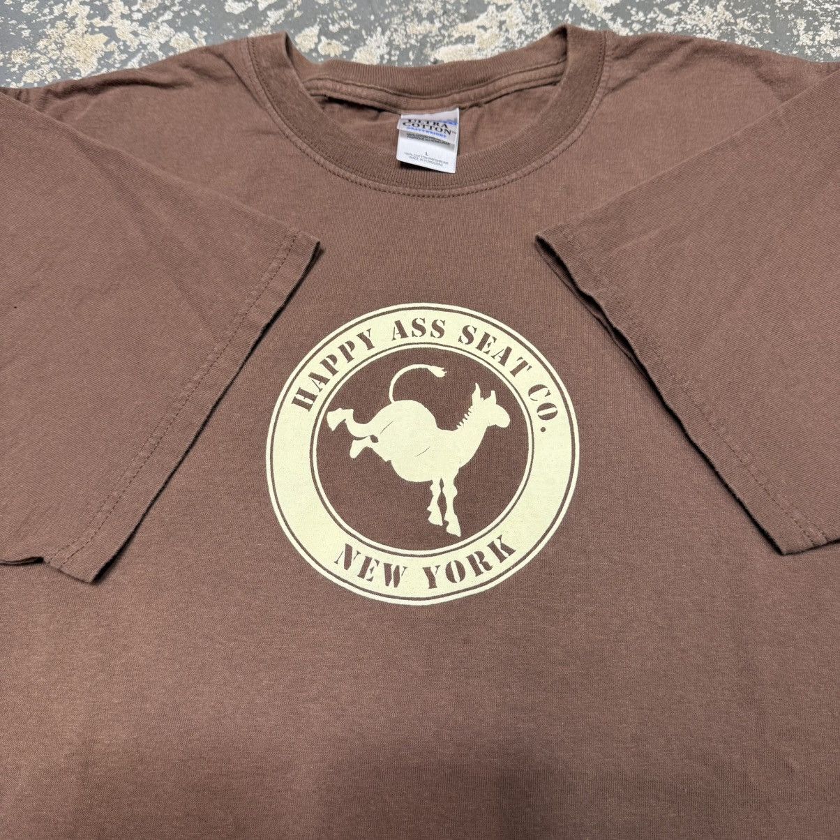 Vintage Vintage Happy Ass Seat Co. Brown New York Tshirt Size US L / EU 52-54 / 3 - 3 Thumbnail