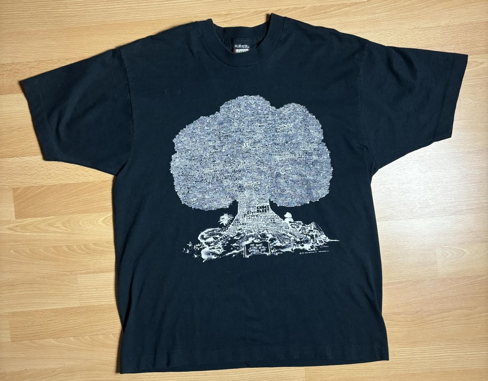 Other Vintage 1987 Family Tree of American Rock T-Shirt Size US XL / EU 56 / 4 - 1 Thumbnail