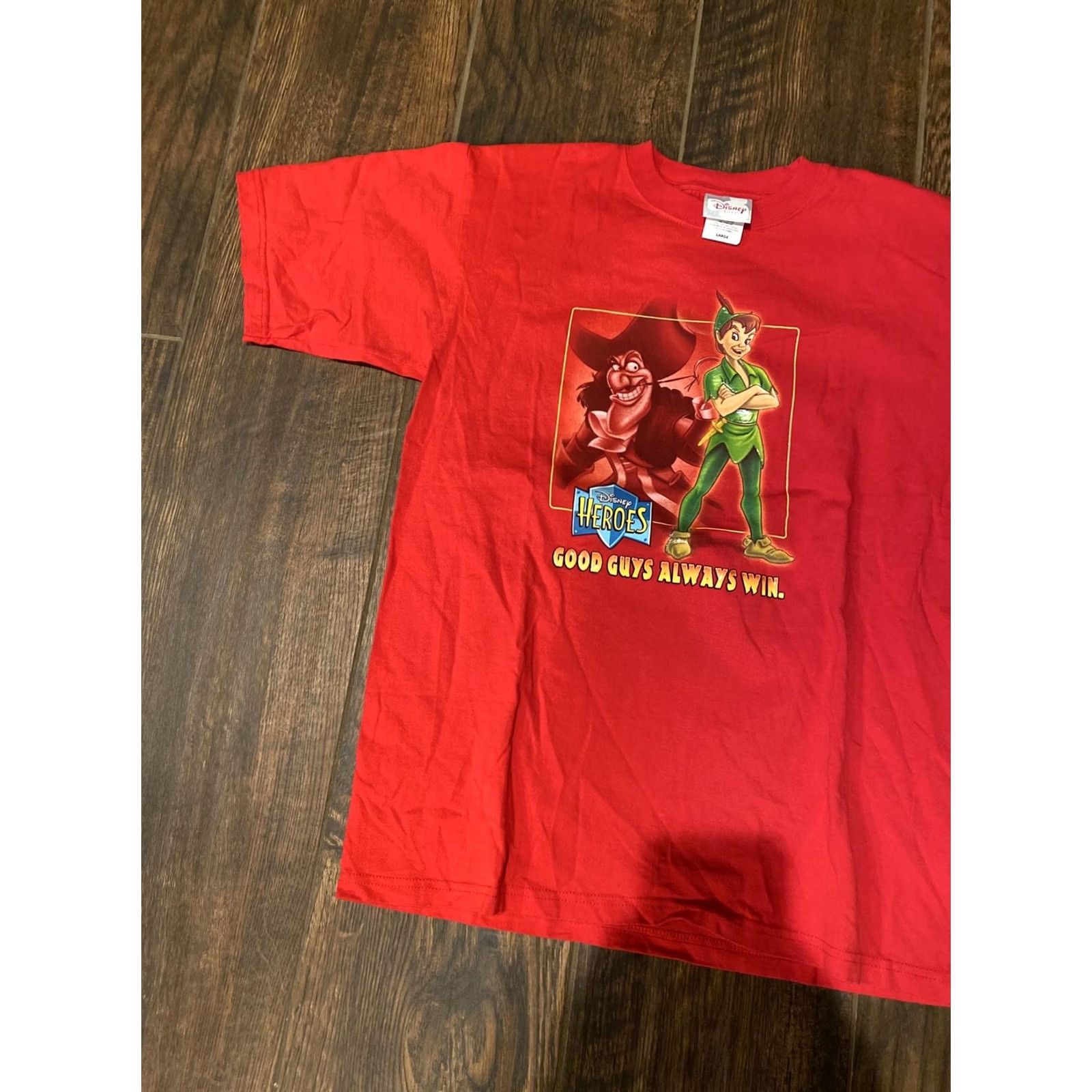 Disney VINTAGE Disney Captain Hook T-shirt Mens L Red Disney Shirt 90s Cartoon Peter Pan Hook Navy? Size US L / EU 52-54 / 3 - 3 Thumbnail