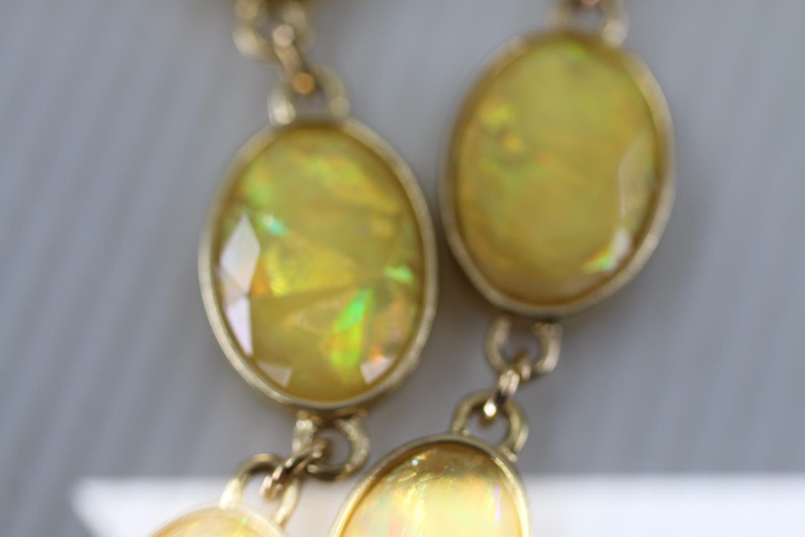 Unknown London Vintage Yellow Opal Necklace Gold Tone Oval Faceted Necklace Size ONE SIZE - 7 Thumbnail