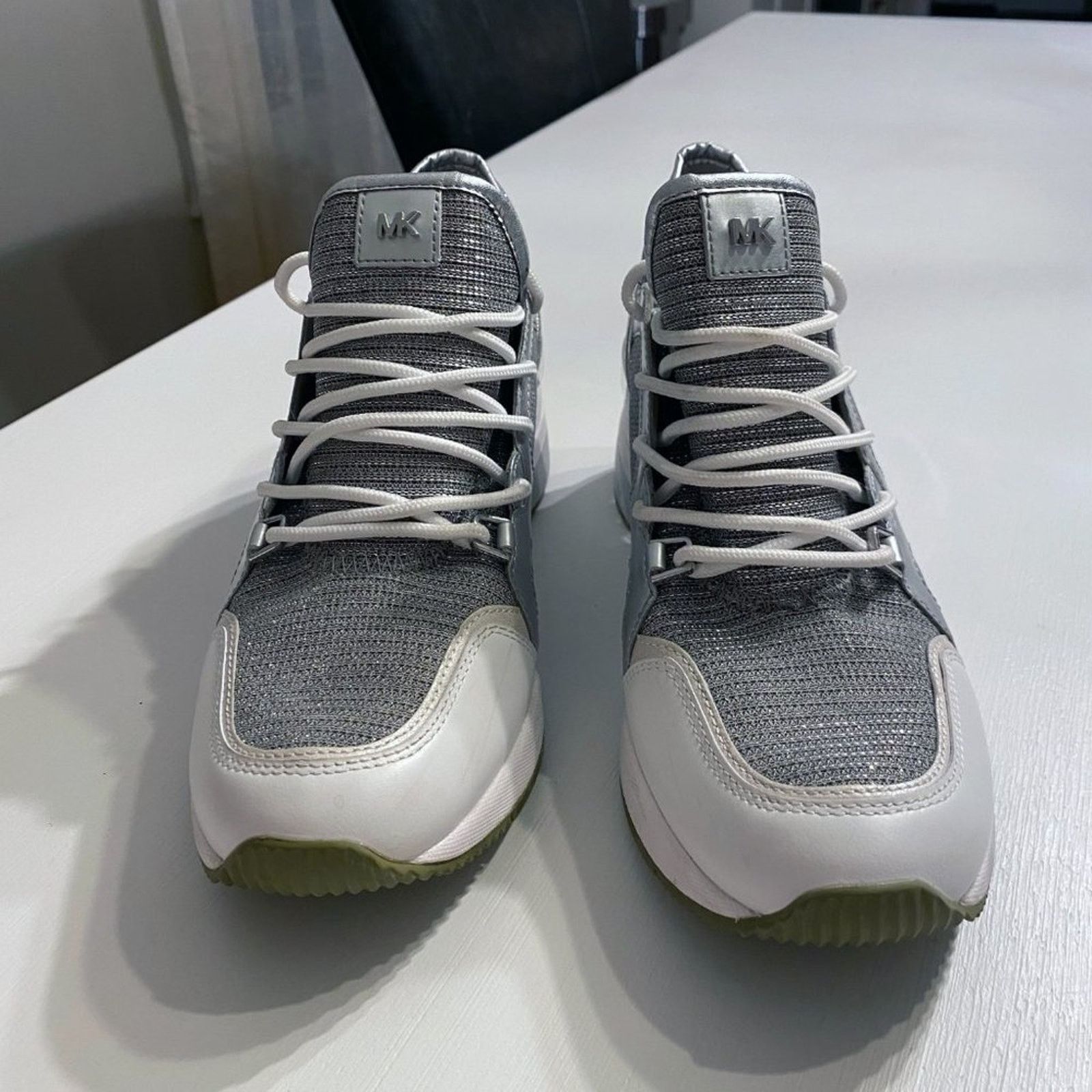 Michael Kors Michael Kors Liv Trainer White Silver Leather Sneakers 8.5 M Size US 8.5 / IT 38.5 - 3 Thumbnail
