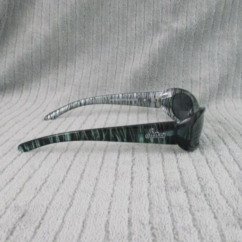 Other New Divine Eyewear Kali Green Black Striped/Smoke Sunglasses Size ONE SIZE - 6 Thumbnail