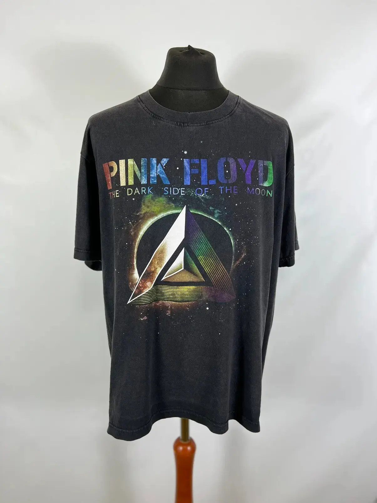 Band Tees × Pink Floyd × Vintage Vintage Pink Floyd the dark side of the moon T-shirt Size US XL / EU 56 / 4 - 1 Thumbnail