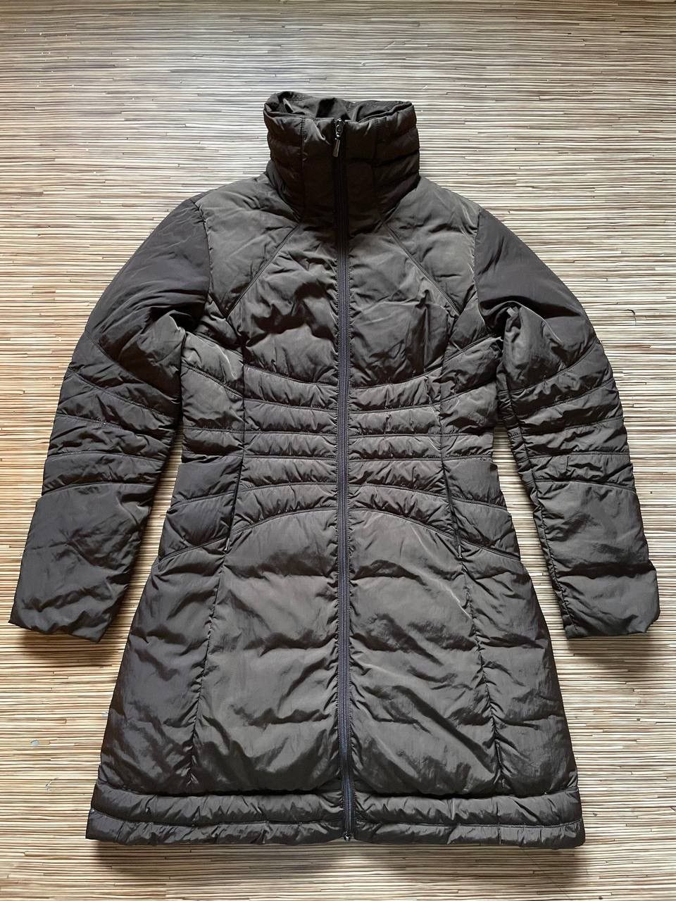 Moncler Moncler vintage down jacket long coat brown Size M / US 6-8 / IT 42-44 - 1 Thumbnail