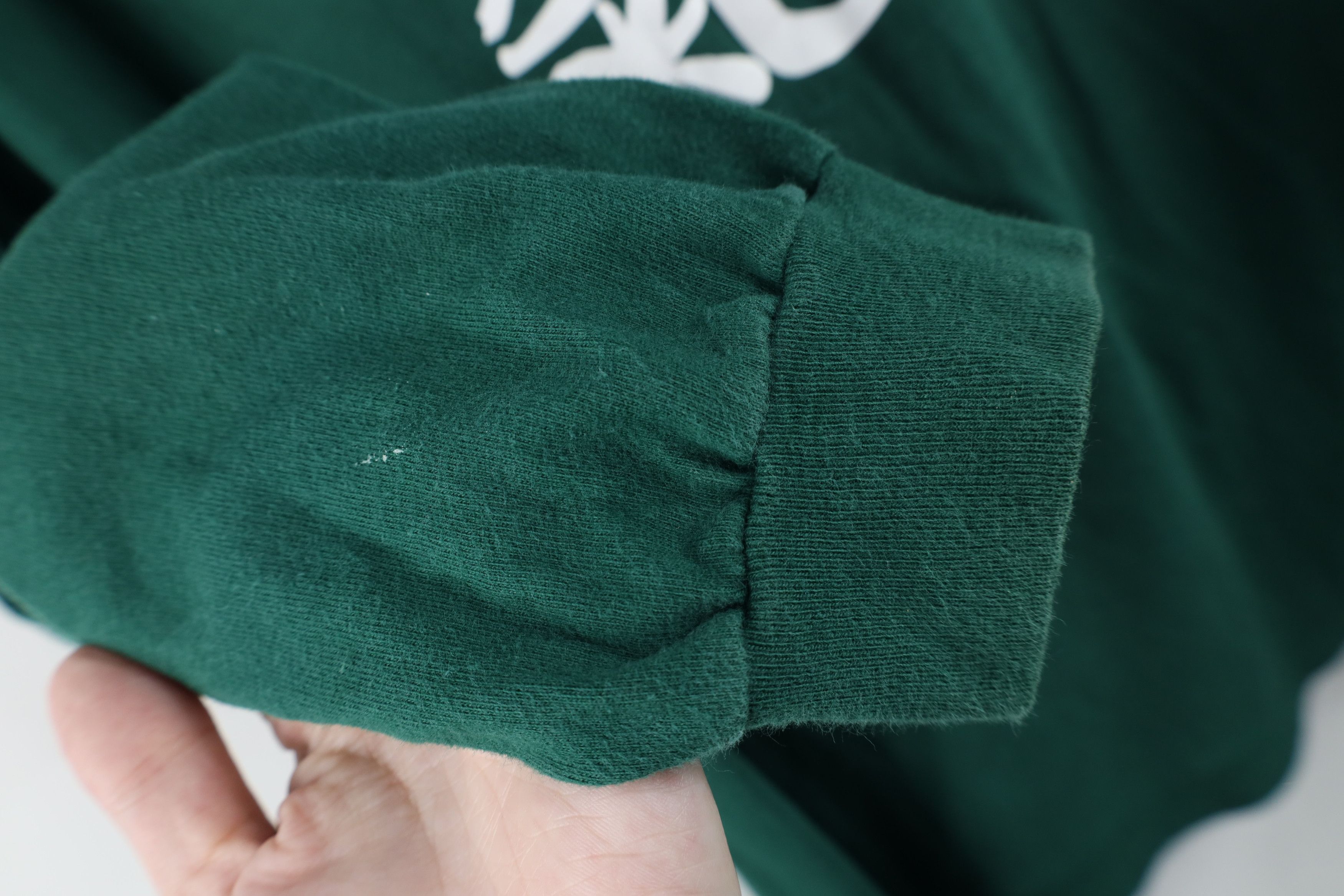 Vintage Vintage 90s Streetwear Aura Long Sleeve T-Shirt Green Cotton Size US L / EU 52-54 / 3 - 9 Thumbnail