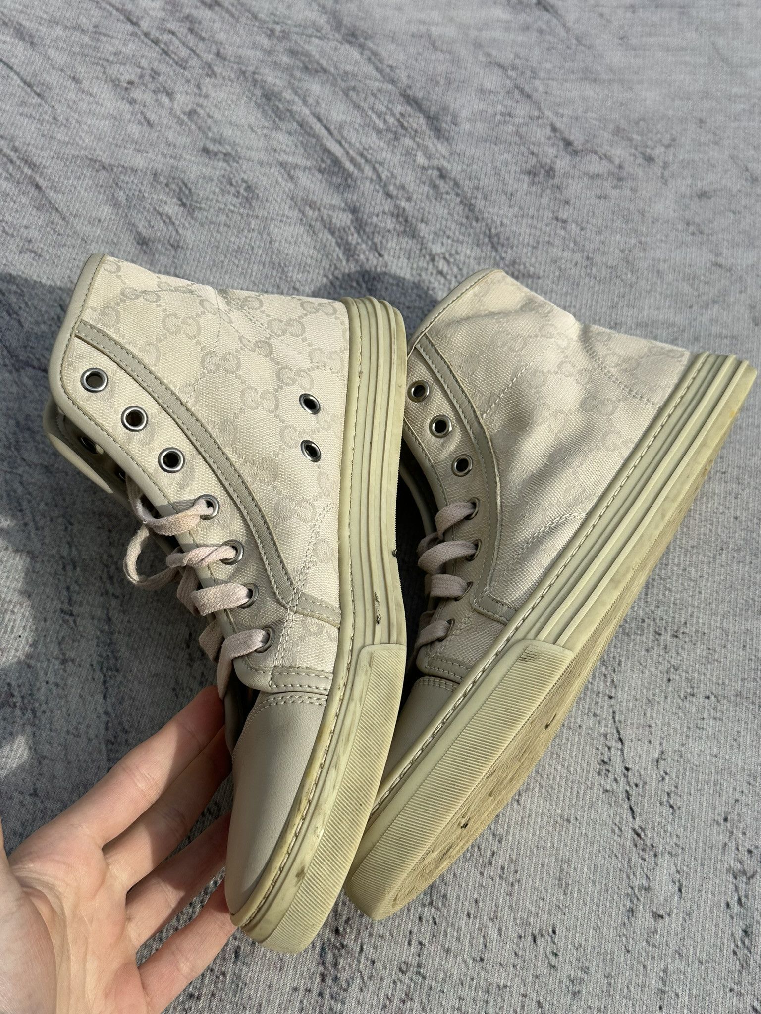Gucci Gucci High Top Sneakers GG Monogram Canvas Ivory and Gray Size US 8 / IT 38 - 4 Thumbnail