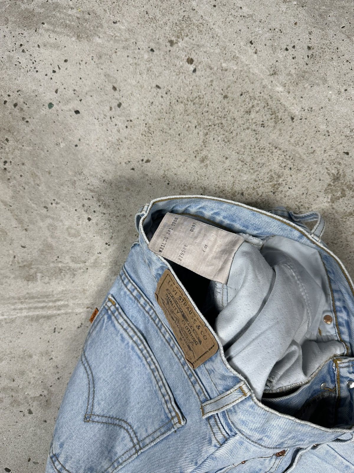 Levi's Vintage 1997 Levi’s 881 02 Baby Blue Orange Tab Denim Pants Size US 29 - 11 Thumbnail