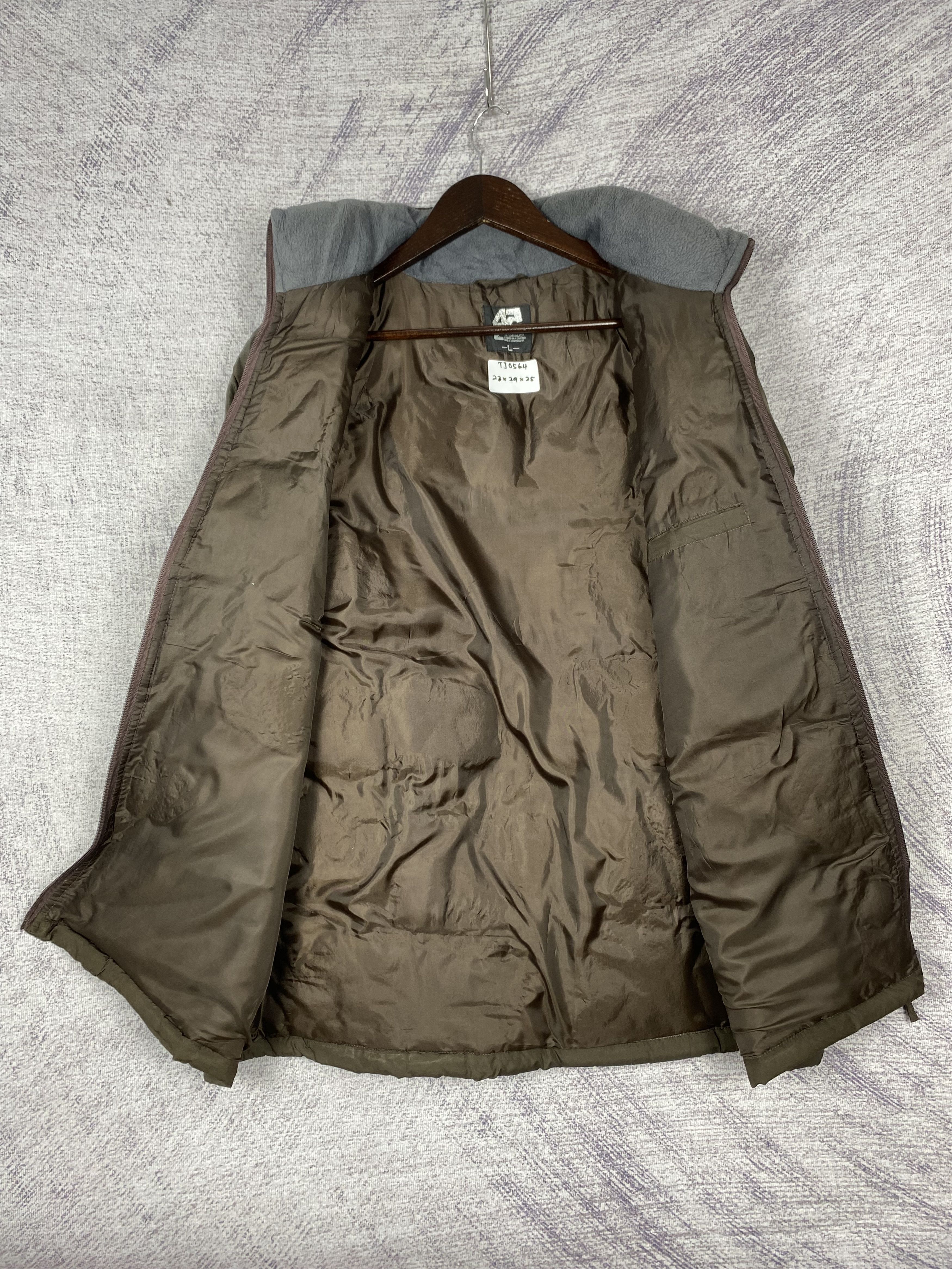 Japanese Brand Vintage Japanese Brand 45 Zip Up Faded Puffer Jacket Size US L / EU 52-54 / 3 - 6 Thumbnail