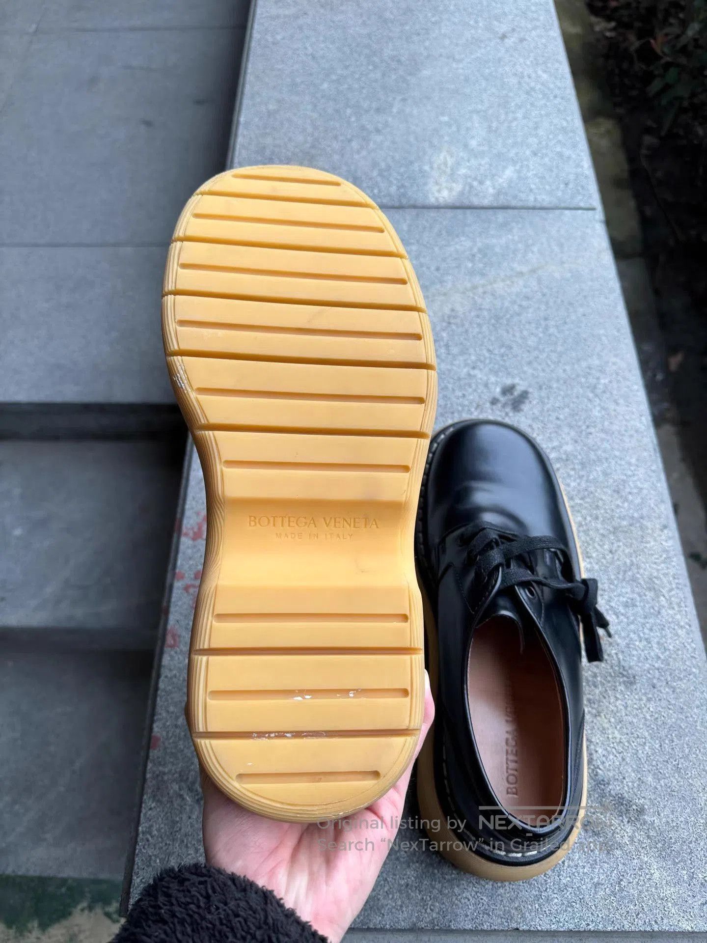 Bottega Veneta Black Leather Lace. Size US 8 / EU 41 - 8 Thumbnail