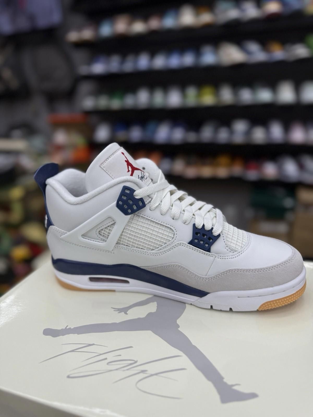 Jordan Brand Jordan 4 Navy SB Men’s Size 10 (DR5415-100) Brand NEW Size US 10 / EU 43 - 7 Thumbnail