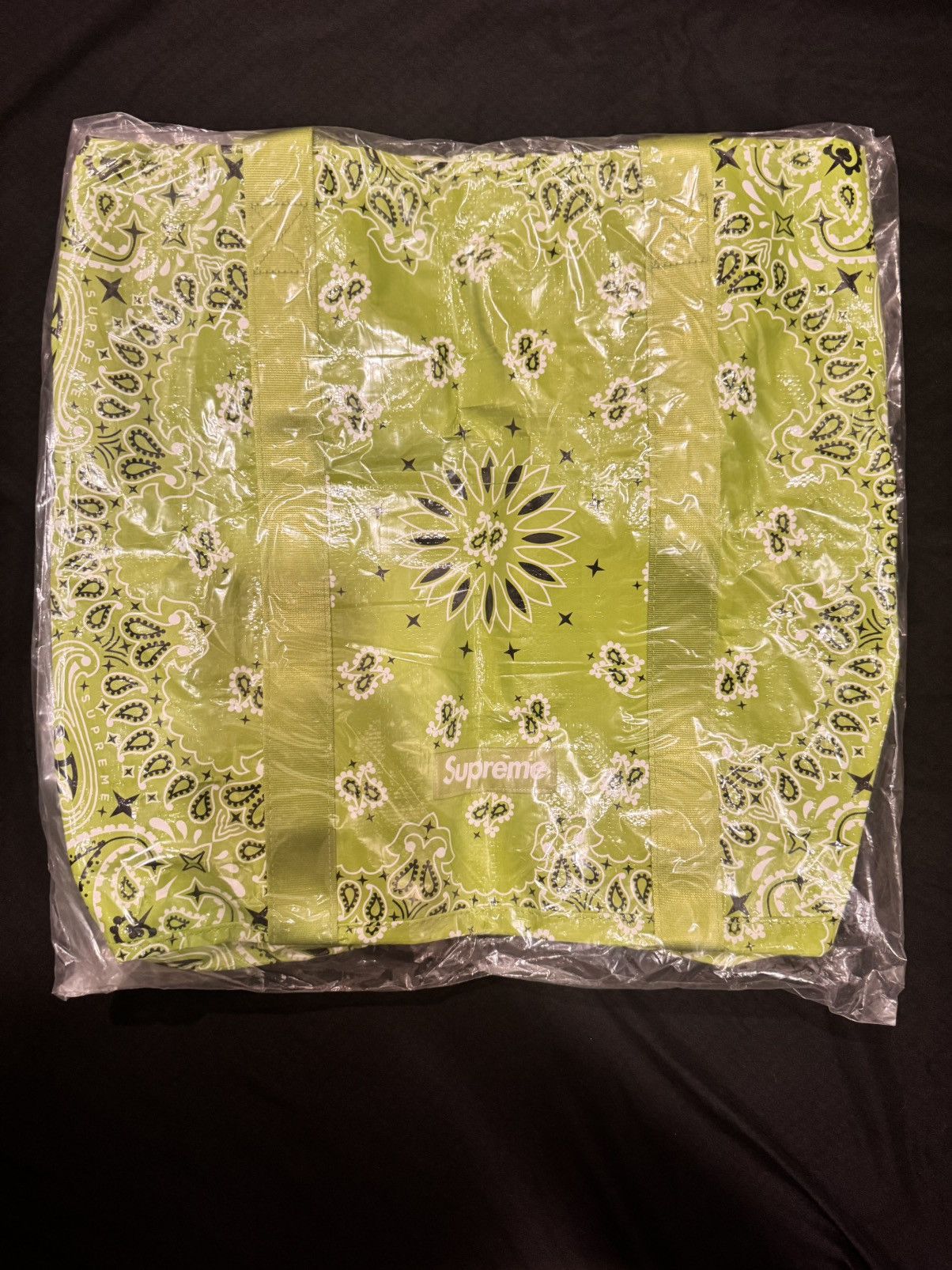 Supreme Supreme Bandana Tarp Small Duffle Bag Size ONE SIZE - 1 Thumbnail