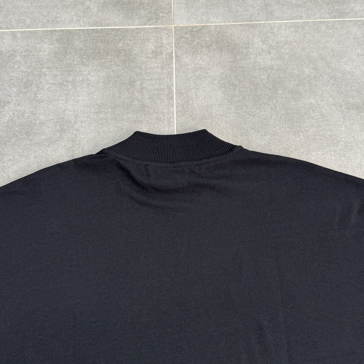 1017 ALYX 9SM 1017 ALYX 9SM Center Logo T-Shirt Size M Oversized Size US M / EU 48-50 / 2 - 17 Thumbnail