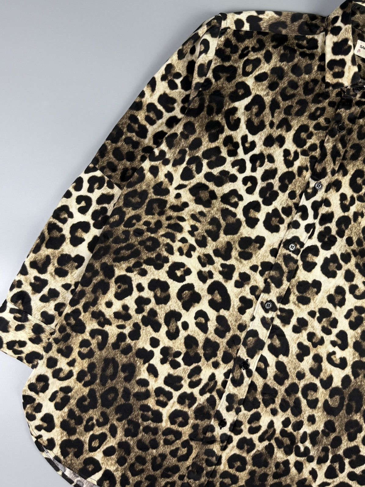 Saint Laurent Paris Saint Laurent Paris - A/W14 - Silk Leopard Print Shirt Size US L / EU 52-54 / 3 - 4 Thumbnail