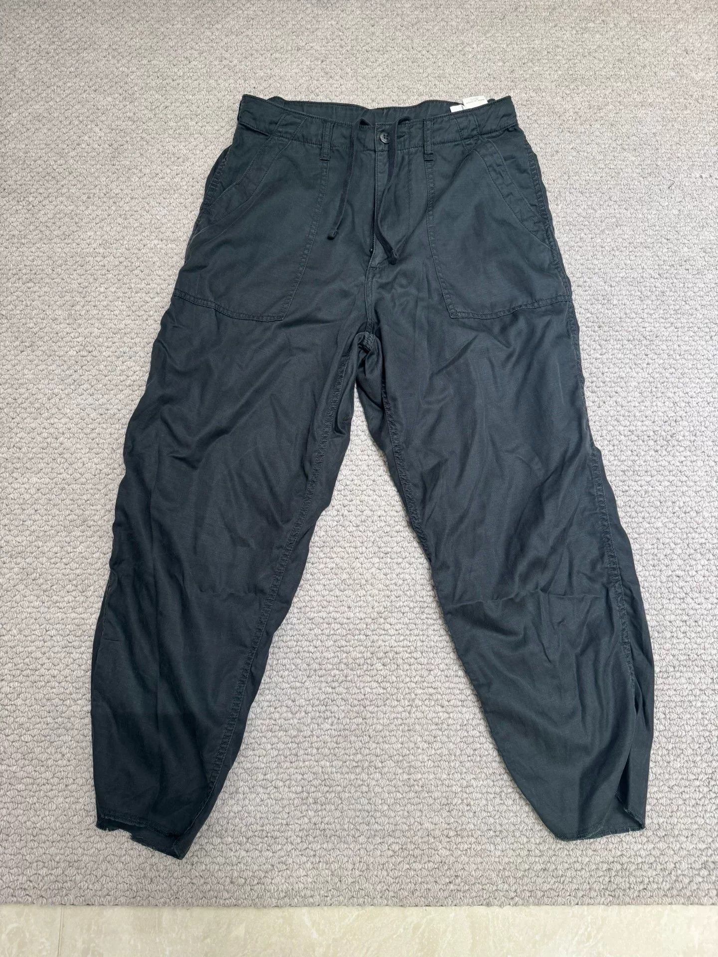 Beams Japan Beams Lightweight Cellulose Cargo Pants Size US 26 / EU 42 - 1 Thumbnail