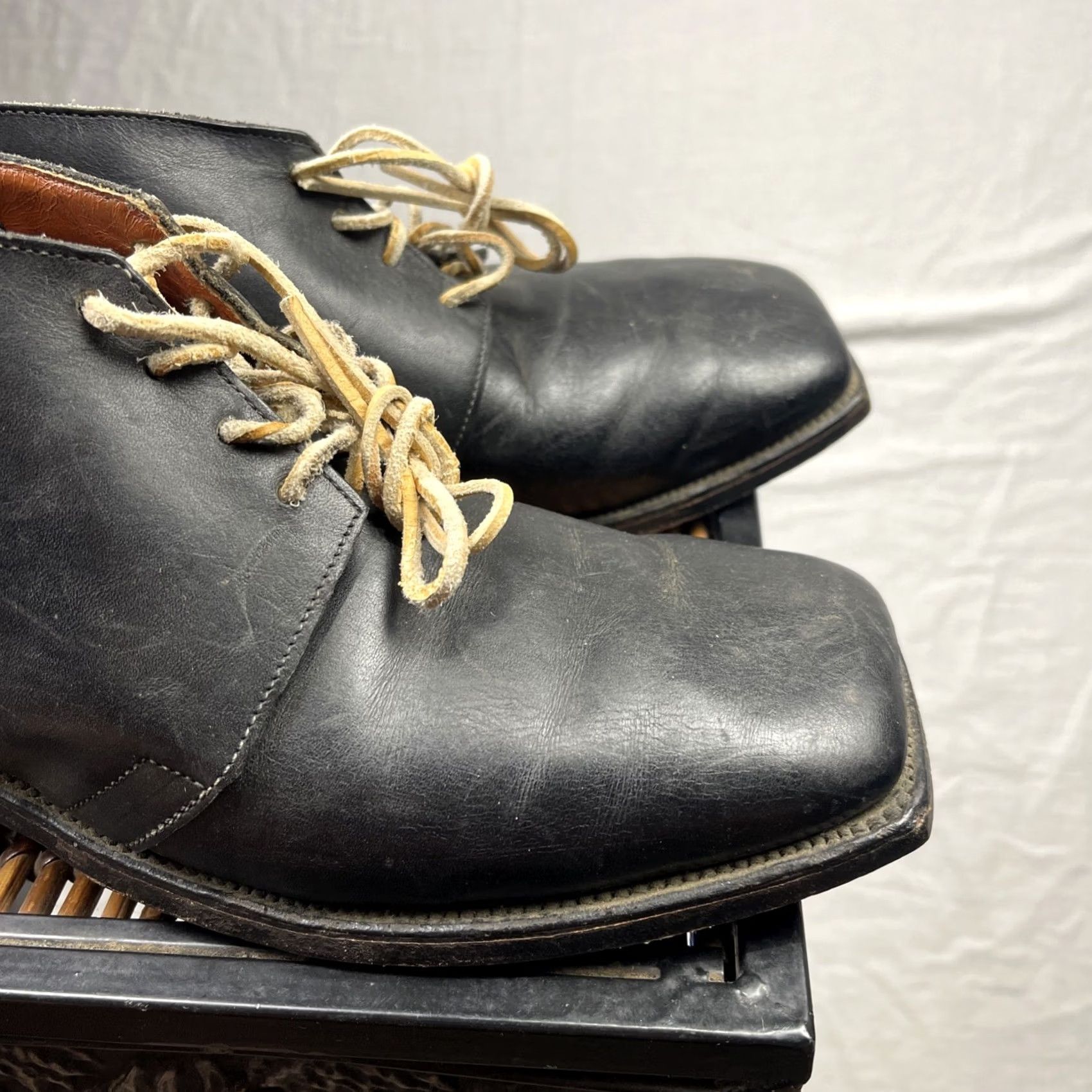 Frye Frye Chukka Boots Mens 10.5 D Black Leather Lace Up Square Toe Made In USA Boots Mens 10.5 D Black Leather Square Toe Lace Up USA Chukka Frye Size US 10 / EU 43 - 3 Thumbnail