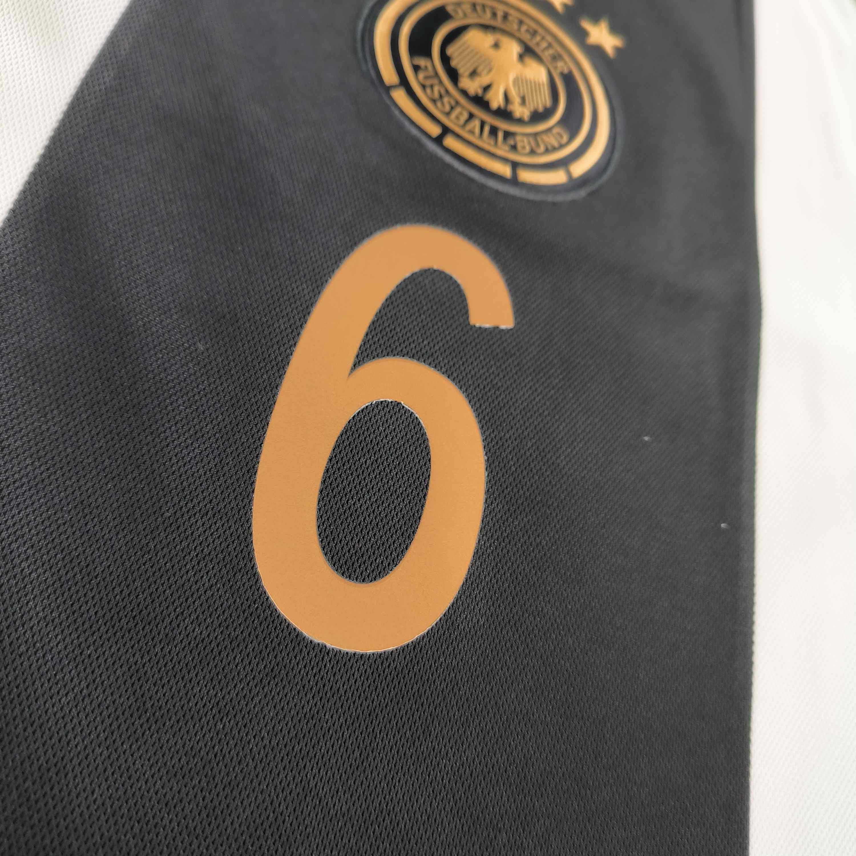 Adidas NEW Germany 22-24 Adidas home Kimmich football jersey sz XL Size US XL / EU 56 / 4 - 4 Thumbnail