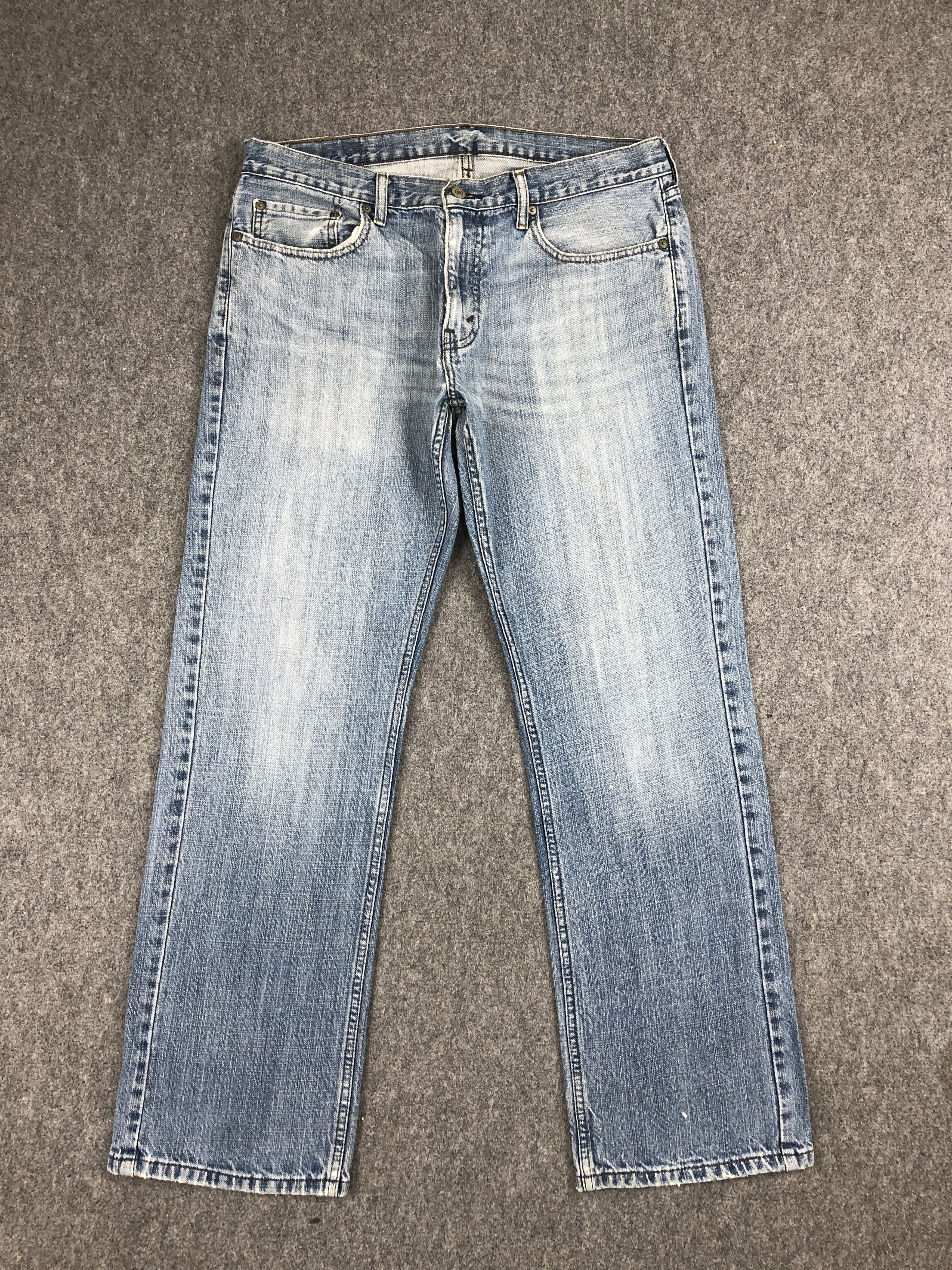 image of Levis x Vintage Levi's 559 Faded Blue Jeans in Blue Denim, Men's (Size 33)