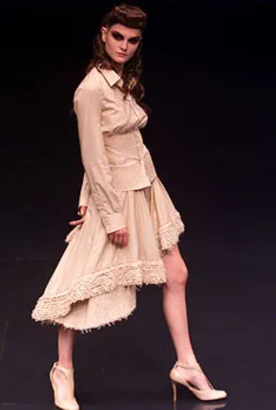 Alexander McQueen Alexander McQueen Dance of the Twisted Bull Runway Dress Size L / US 10 / IT 46 - 5 Thumbnail
