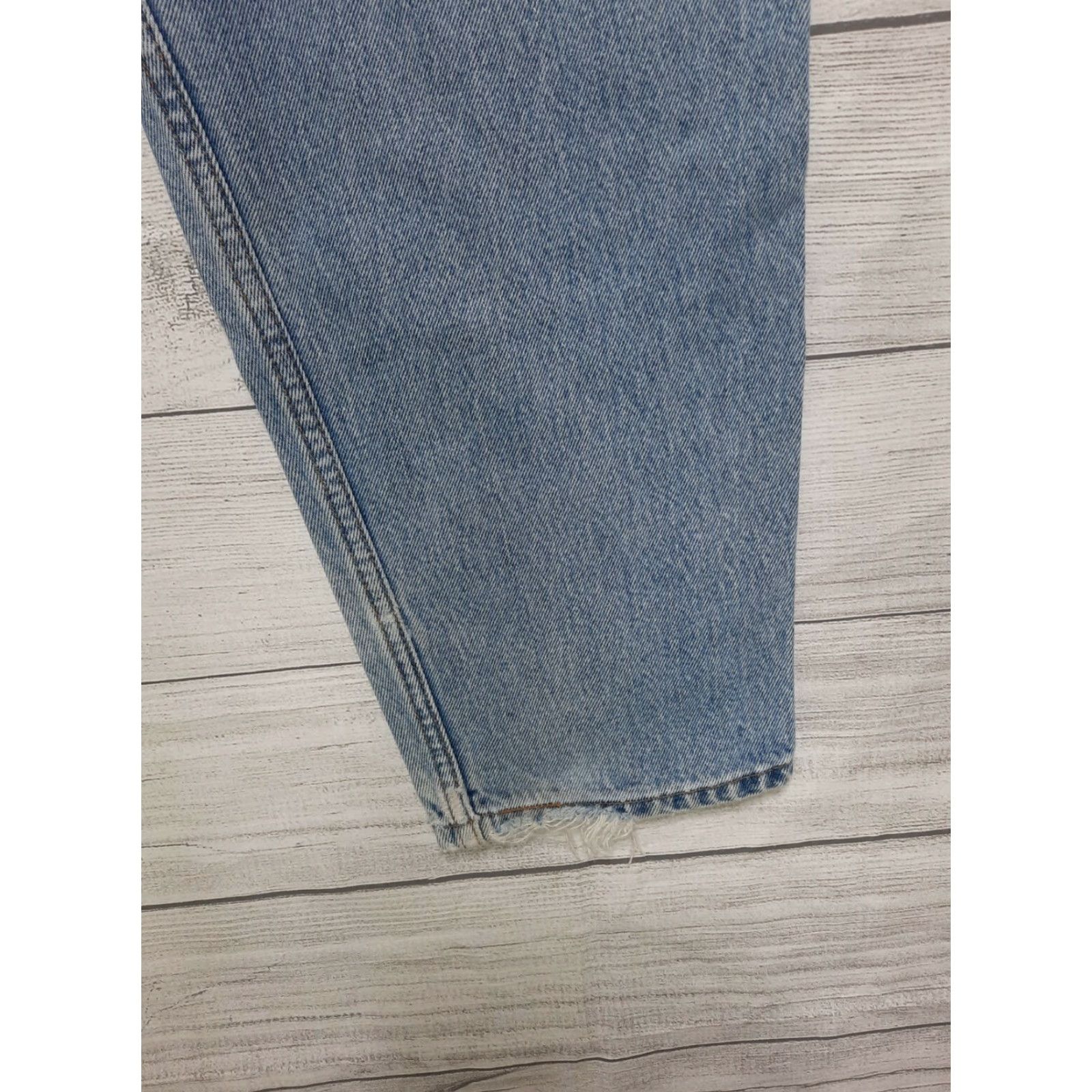Levi's VINTAGE Levi's 550 Women Jeans Tapered Leg Blue Mom 22W 38x29.5 Zip Belt Loops Size 40" / US 18 - 5 Thumbnail