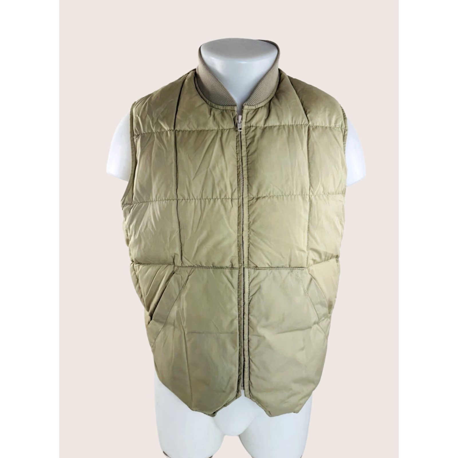 Eddie Bauer VINTAGE Eddie Bauer Vest Mens S Goose Down Beige Nylon Wool Down Vest B10 Size US S / EU 44-46 / 1 - 1 Thumbnail