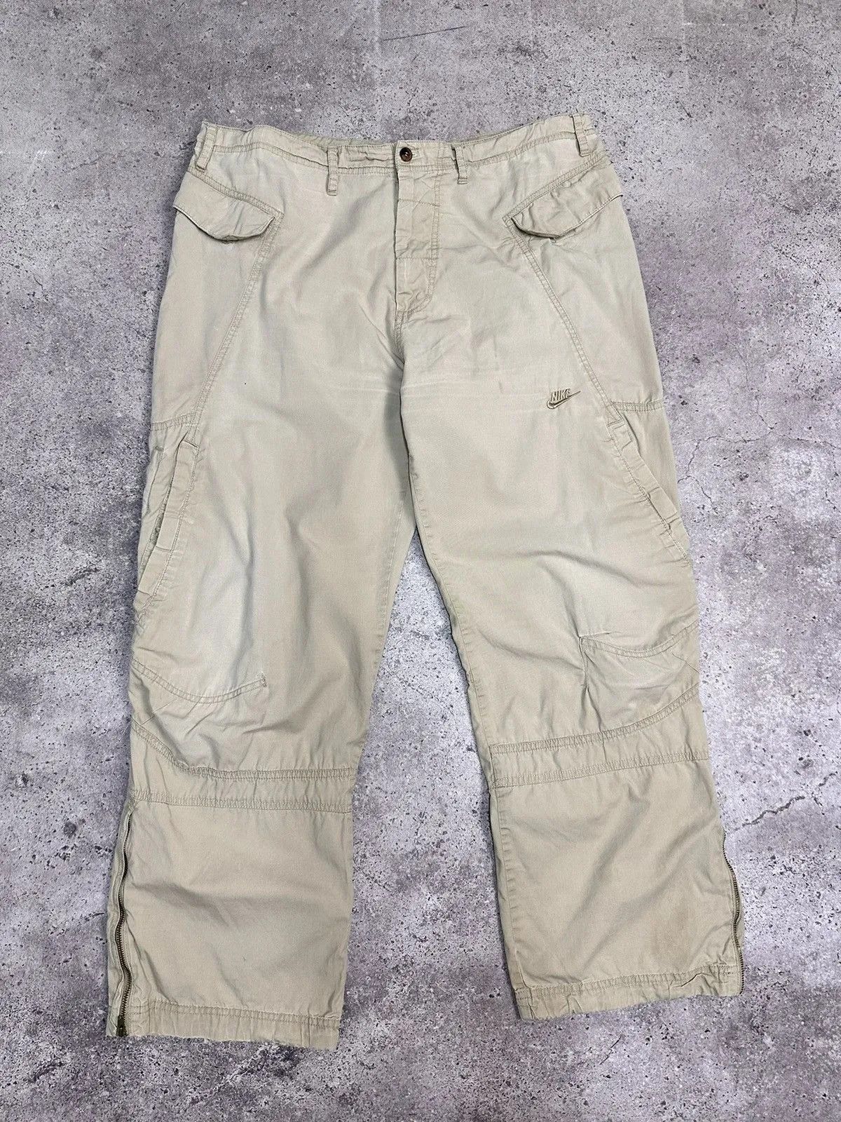Nike Vintage Nike Cargo Baggy Japan Avantgarde Faded Bontage Y2K Size US 36 / EU 52 - 2 Thumbnail