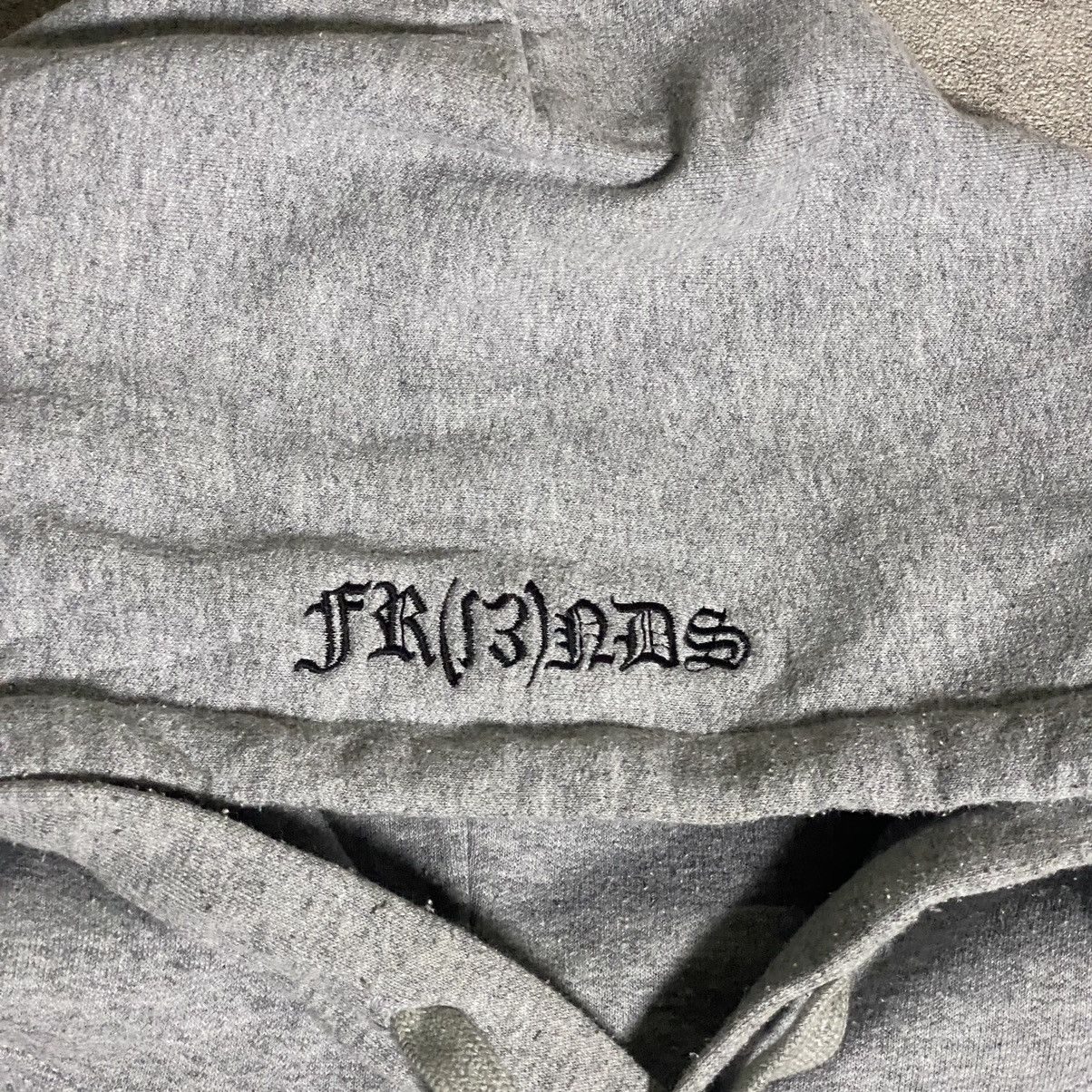 Japanese Brand Japanese FR(13)NDS Cross Big Logo Hoodie Size US XXL / EU 58 / 5 - 2 Thumbnail
