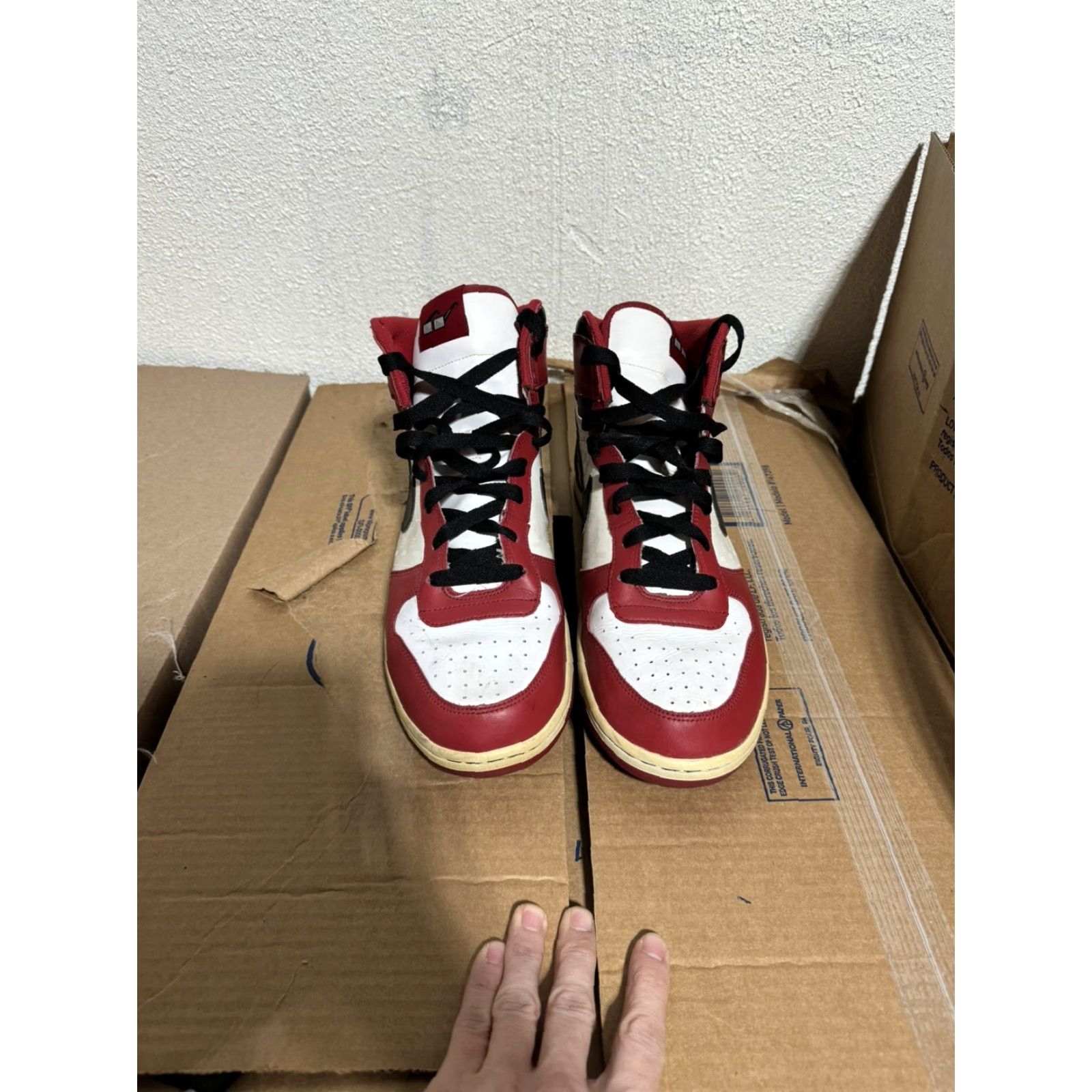 Nike **Nike Big 2009 White High Top Spike Men's US 13** User: **White Nike Big High Top Spike 2009 Men's US 13** Size ONE SIZE - 3 Thumbnail